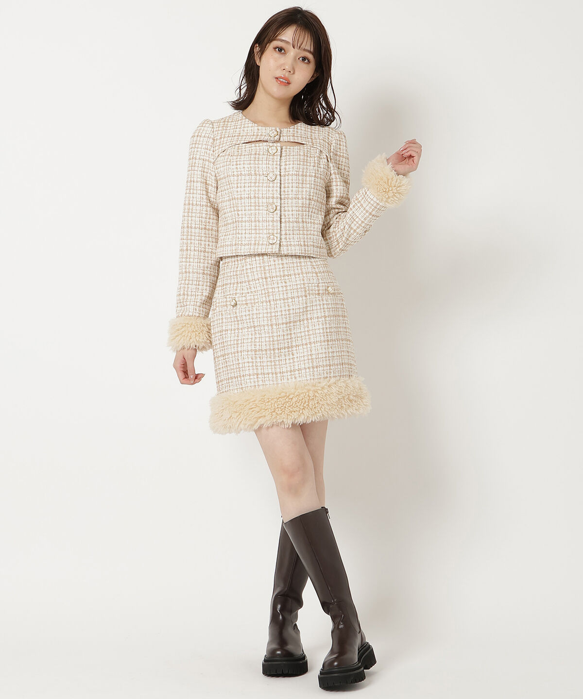 REDYAZEL「デコルテみせファー付きツィードジャケット」|ノーカラージャケット|