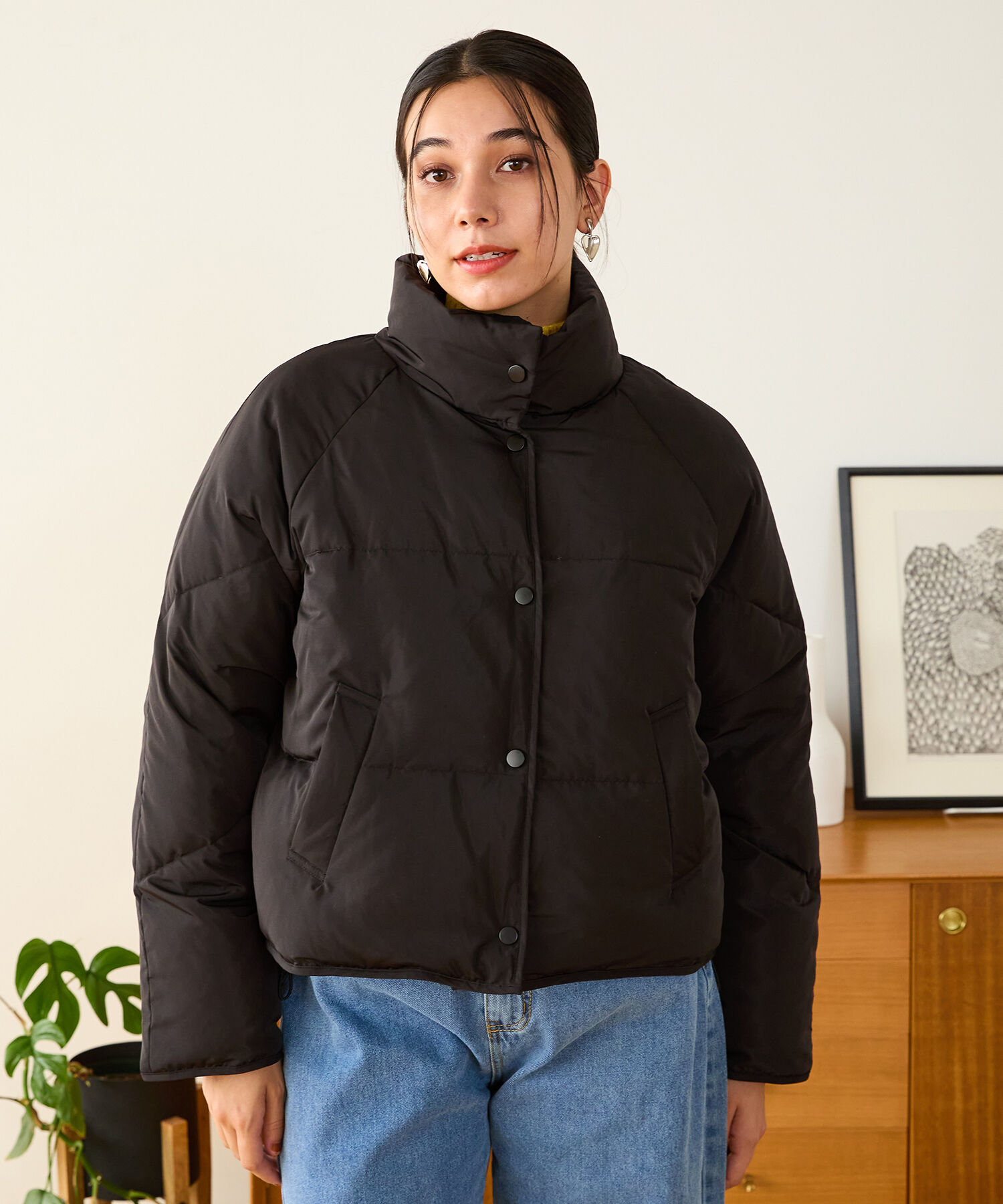 Theory ブラック ショートダウンジャケット スタンドネック ショート ダウン ジャケット /MO43D02（ORiental