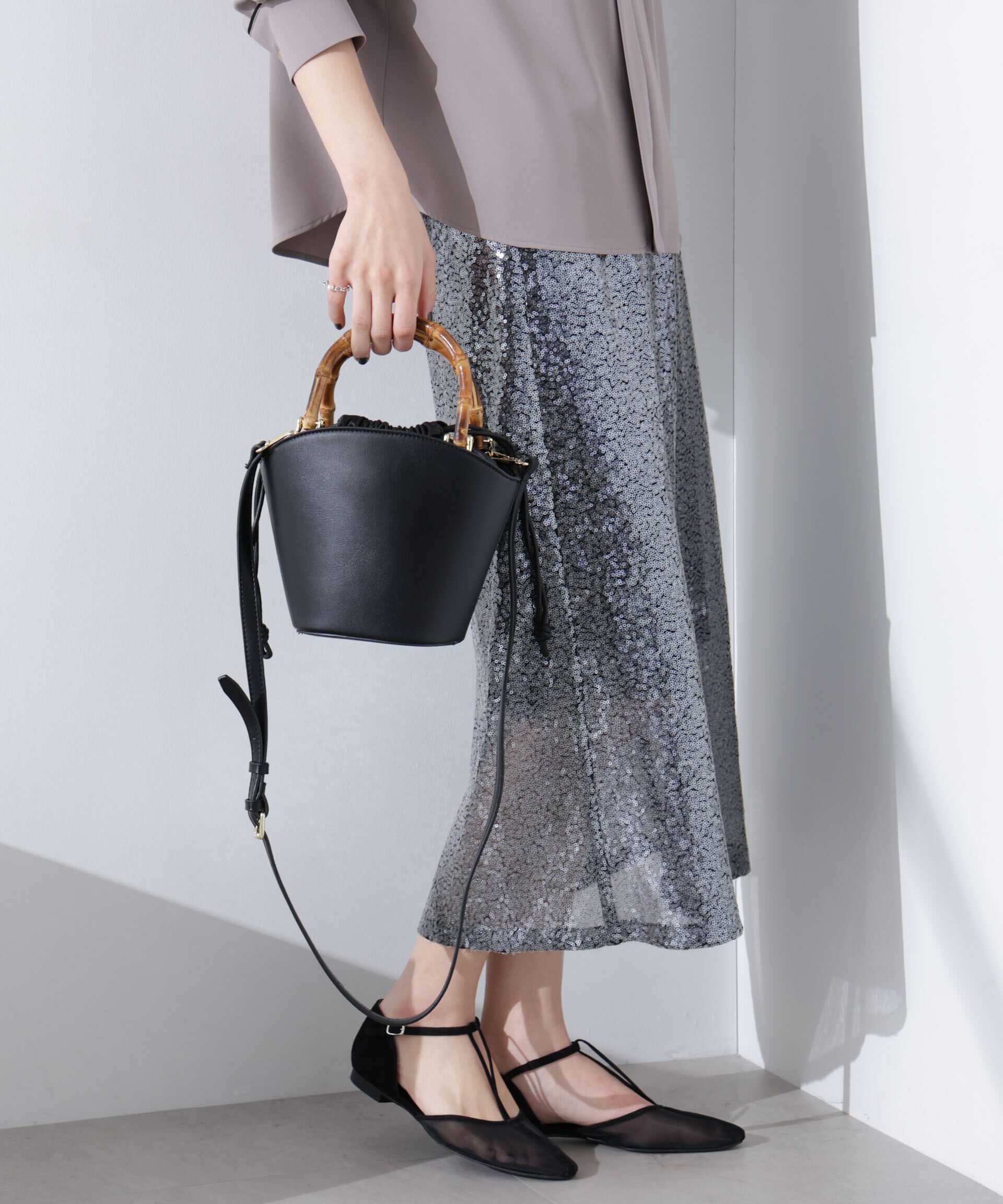 nano･universe「バンブーハンドルミニバケツバッグ」|ショルダー・メッセンジャー|ブラック