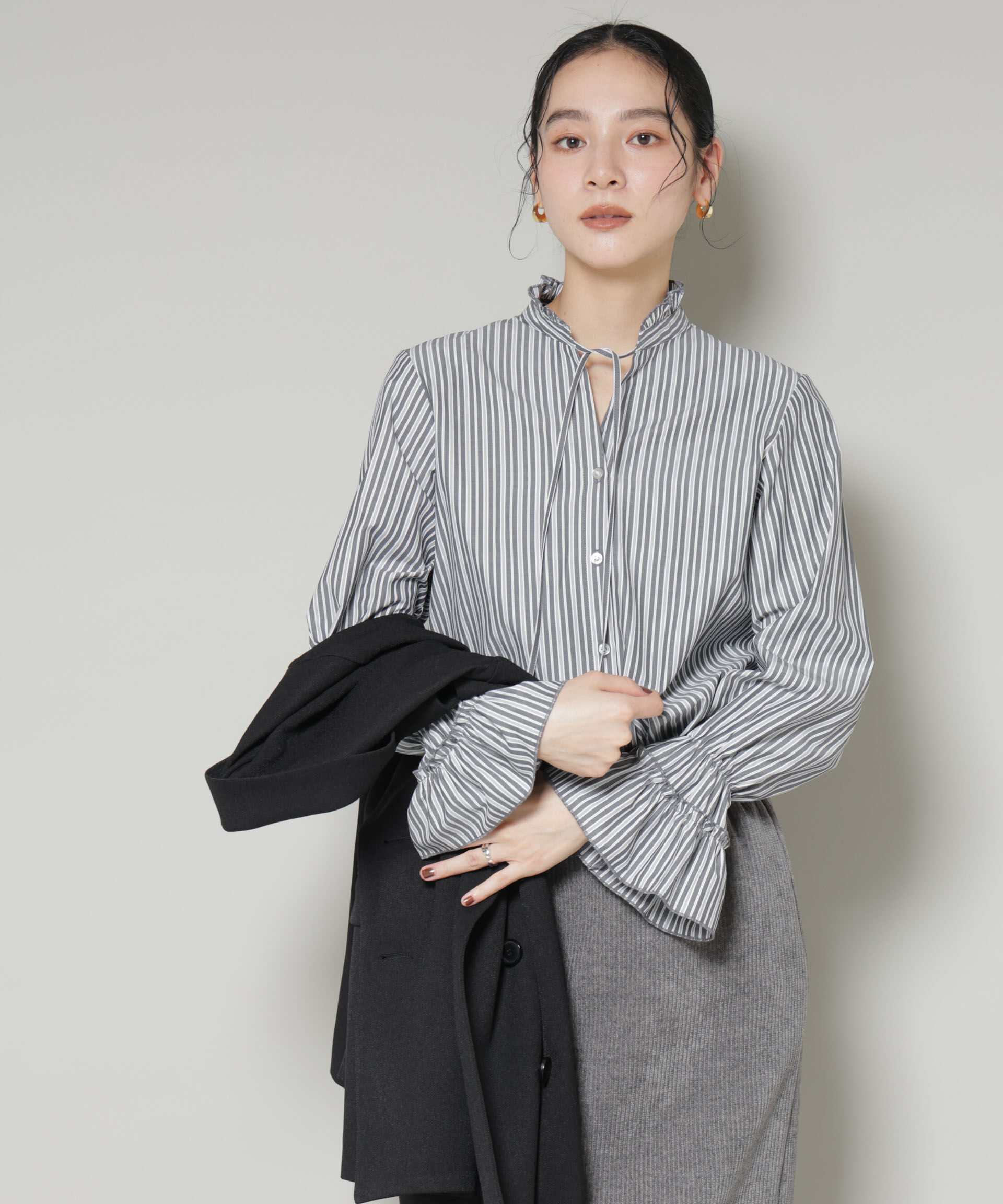 nano･universe「ストライプフリルシャツ」|シャツ・ブラウス|
