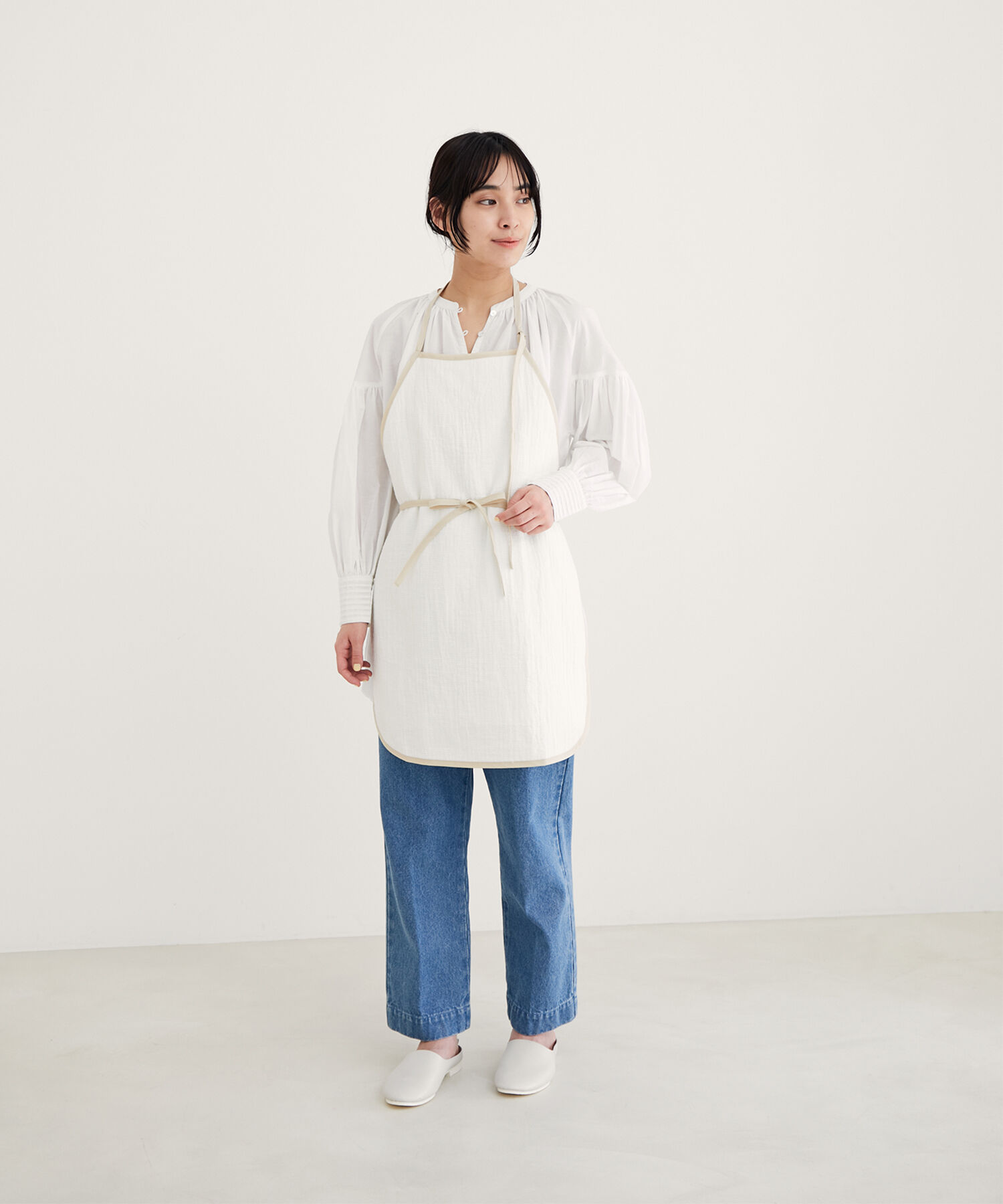 SALON adam et rope'「【embleme S/アンブレーム エス】ワッフルガーゼエプロン ホワイト」|その他|