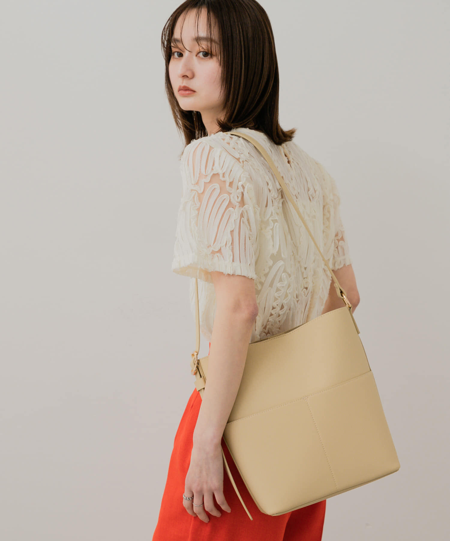 SENSE OF PLACE by URBAN RESEARCH「『防汚』アウトポケットショルダーバッグ」|ショルダー・メッセンジャー|