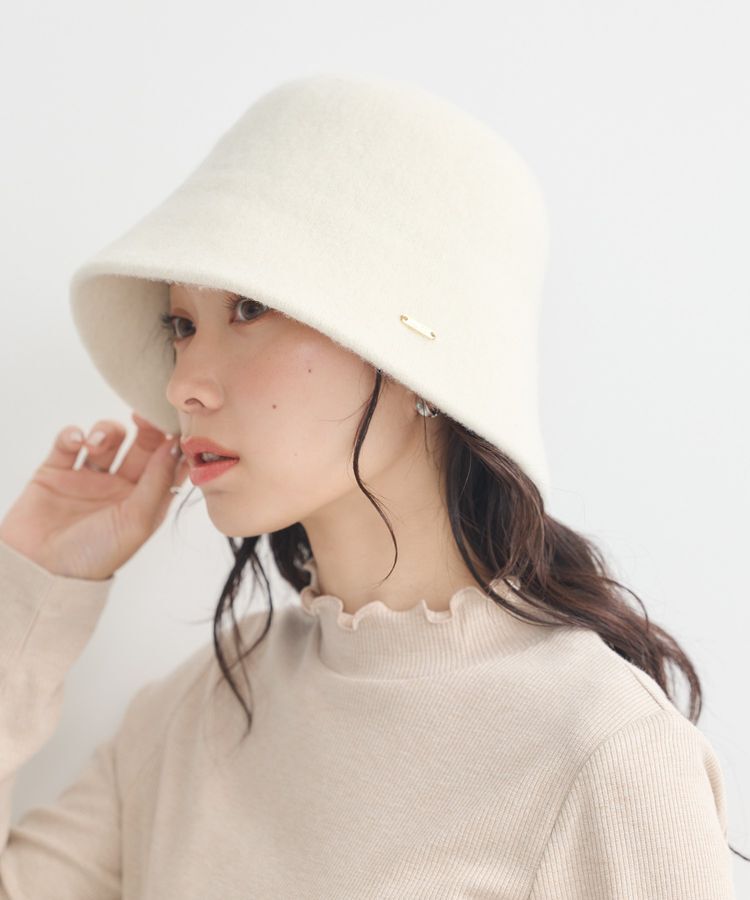 earth music&ecology「ウール混チャーム付きバケットハット」|その他|Ivory
