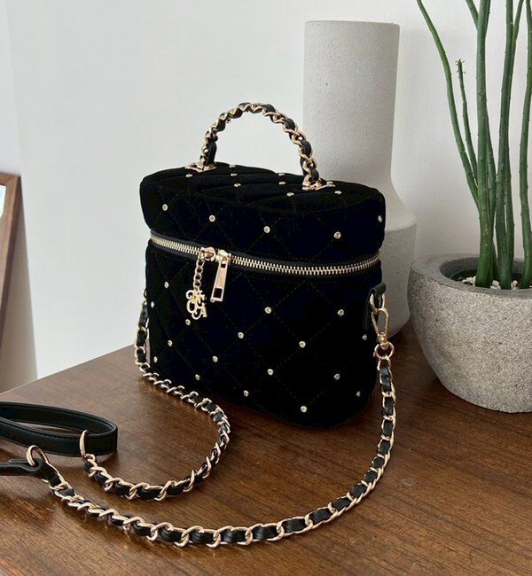  「チャーム付きキルティングバニティバッグ」|ショルダー・メッセンジャー|