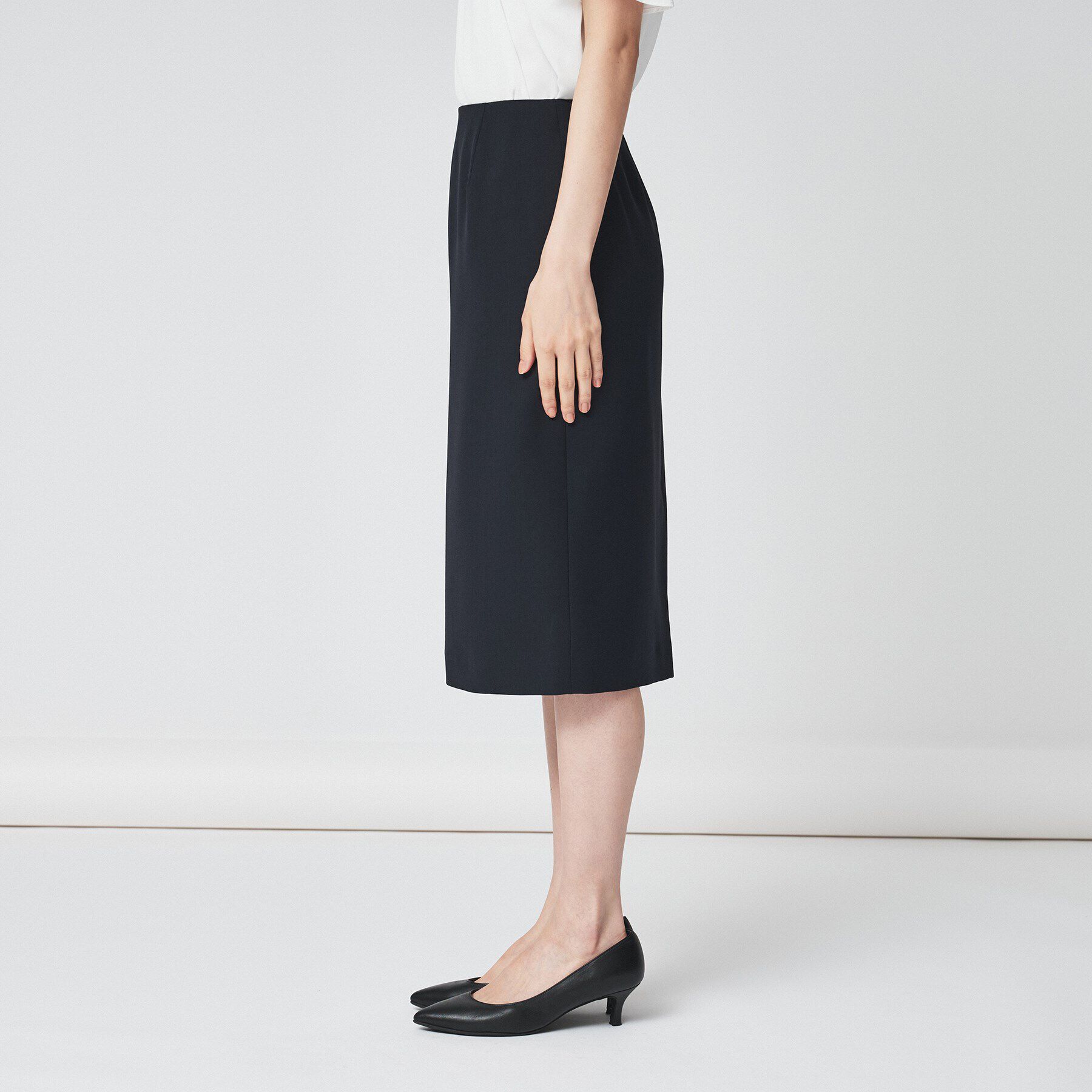 UNTITLED「【通勤スーツ/入卒/セレモニー】ライトウェイト タイトスカート」|スカート|