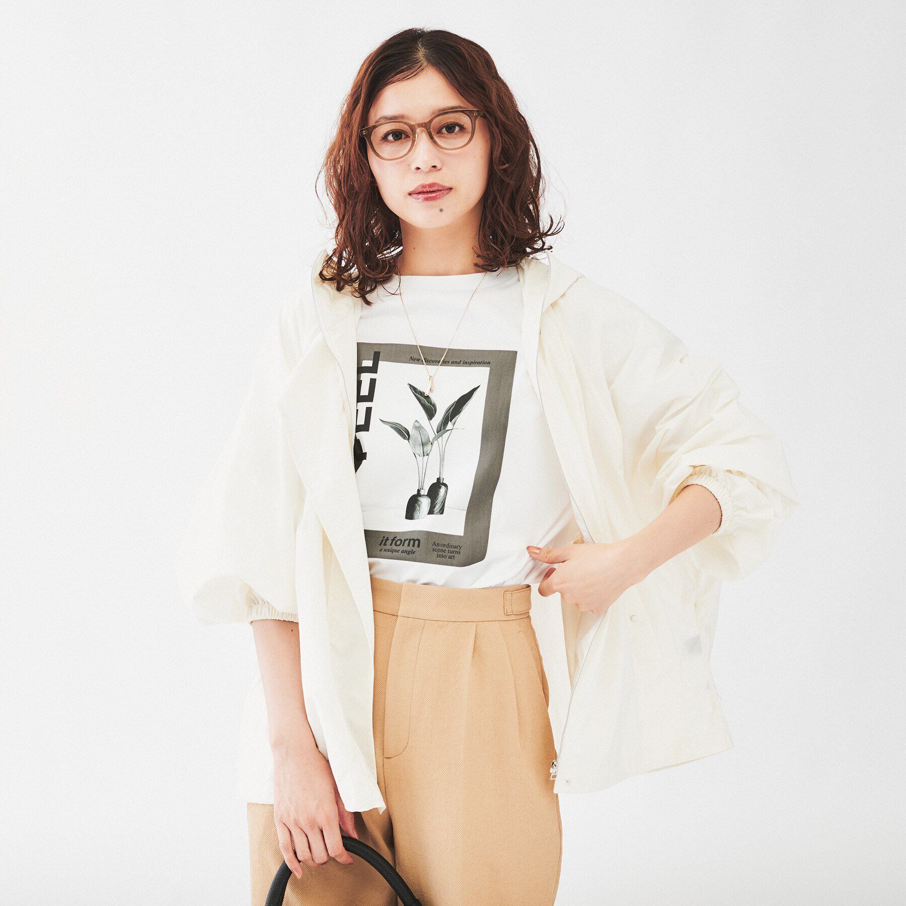 UNTITLED「【撥水/軽い】ナイロンマウンテンパーカー」|ブルゾン・スタジャン|オフホワイト(003