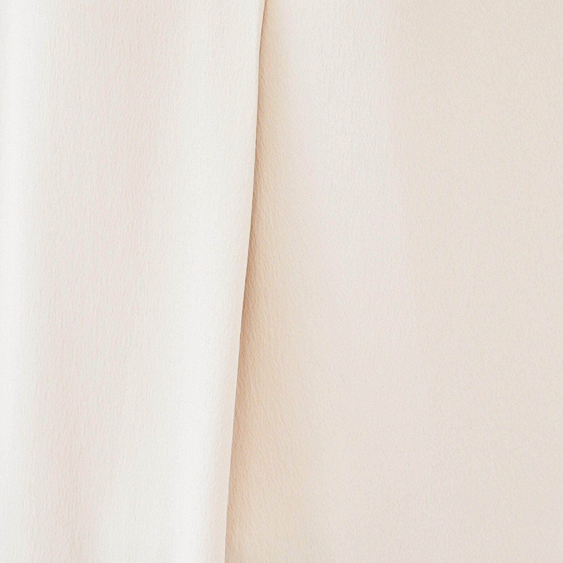 UNTITLED「【通勤スーツ/入卒/セレモニー】サテンVネックブラウス」|シャツ・ブラウス|