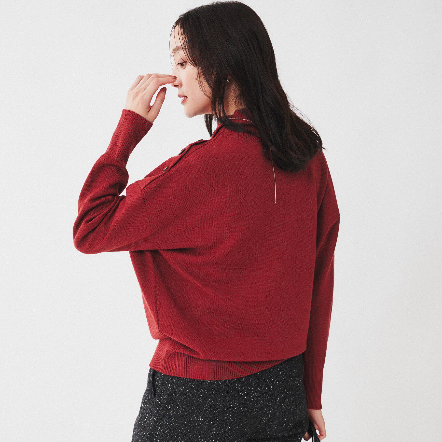 UNTITLED「【日本製／洗える】ミラノリブ 肩ボタンプルオーバーニット」|ニット・セーター|