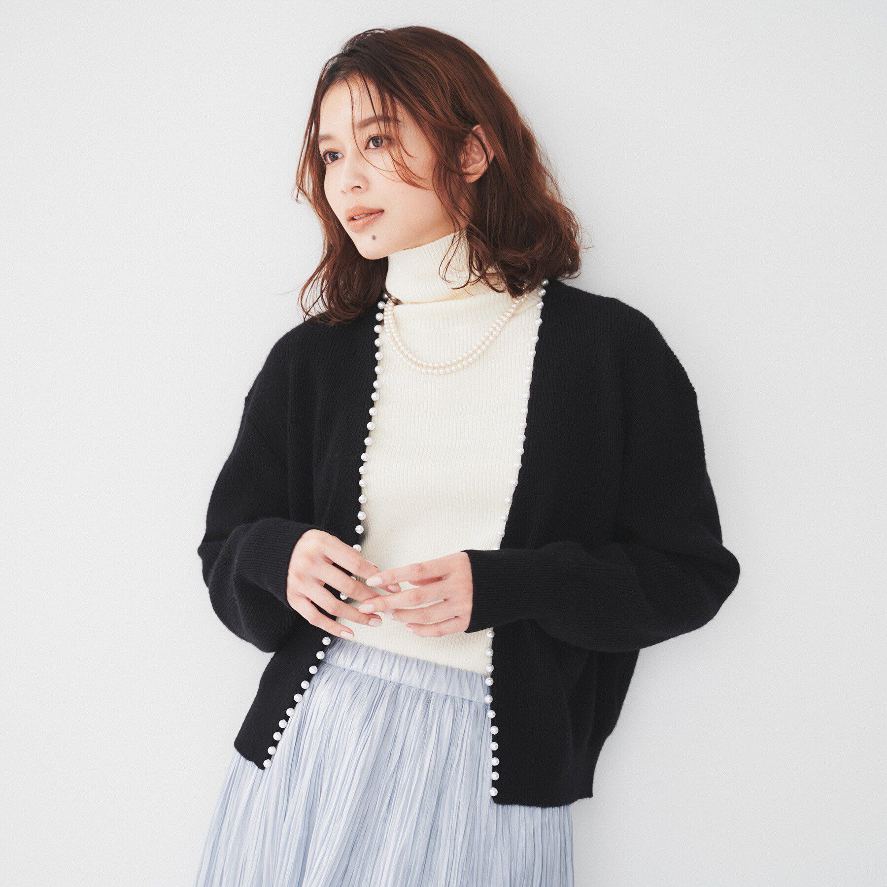 UNTITLED「【洗える/ボレロ】パール調付きニットカーディガン」|カーディガン|