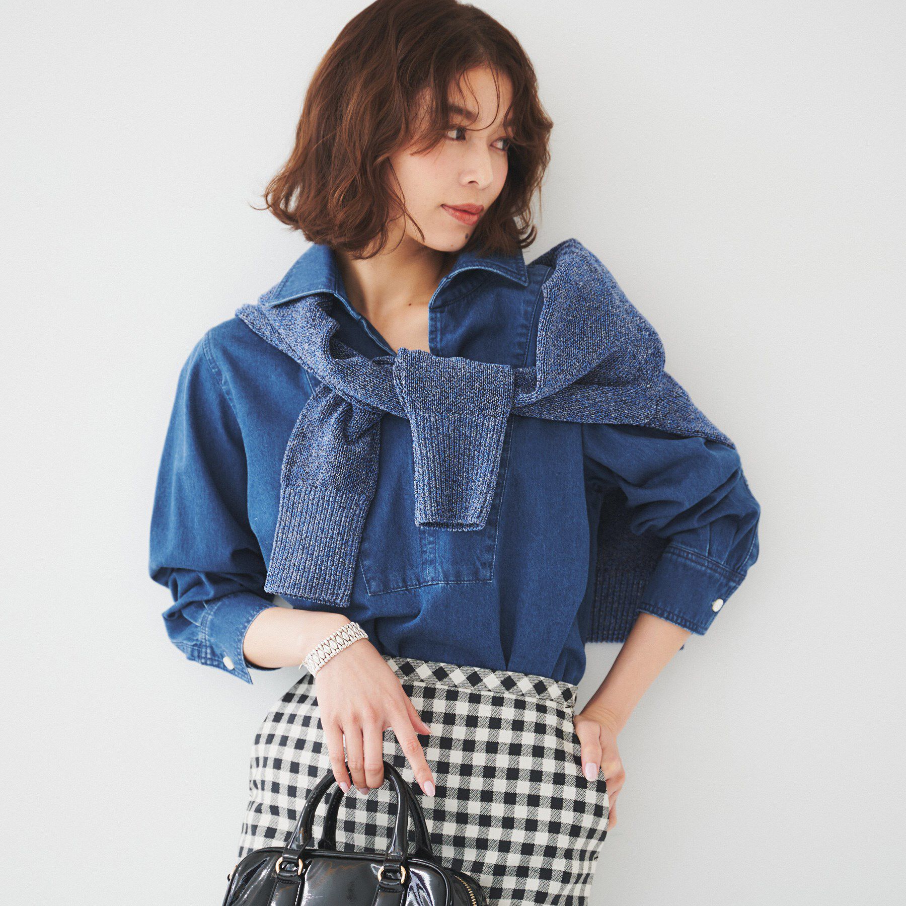 UNTITLED「ボウタイ付きデニムシャツ」|シャツ・ブラウス|ブルー(092)