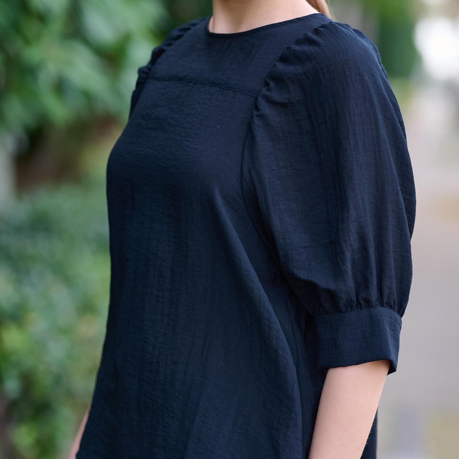 DRESSTERIOR「【洗える/清涼感】ボリュームスリーブバックジップブラウス」|シャツ・ブラウス|