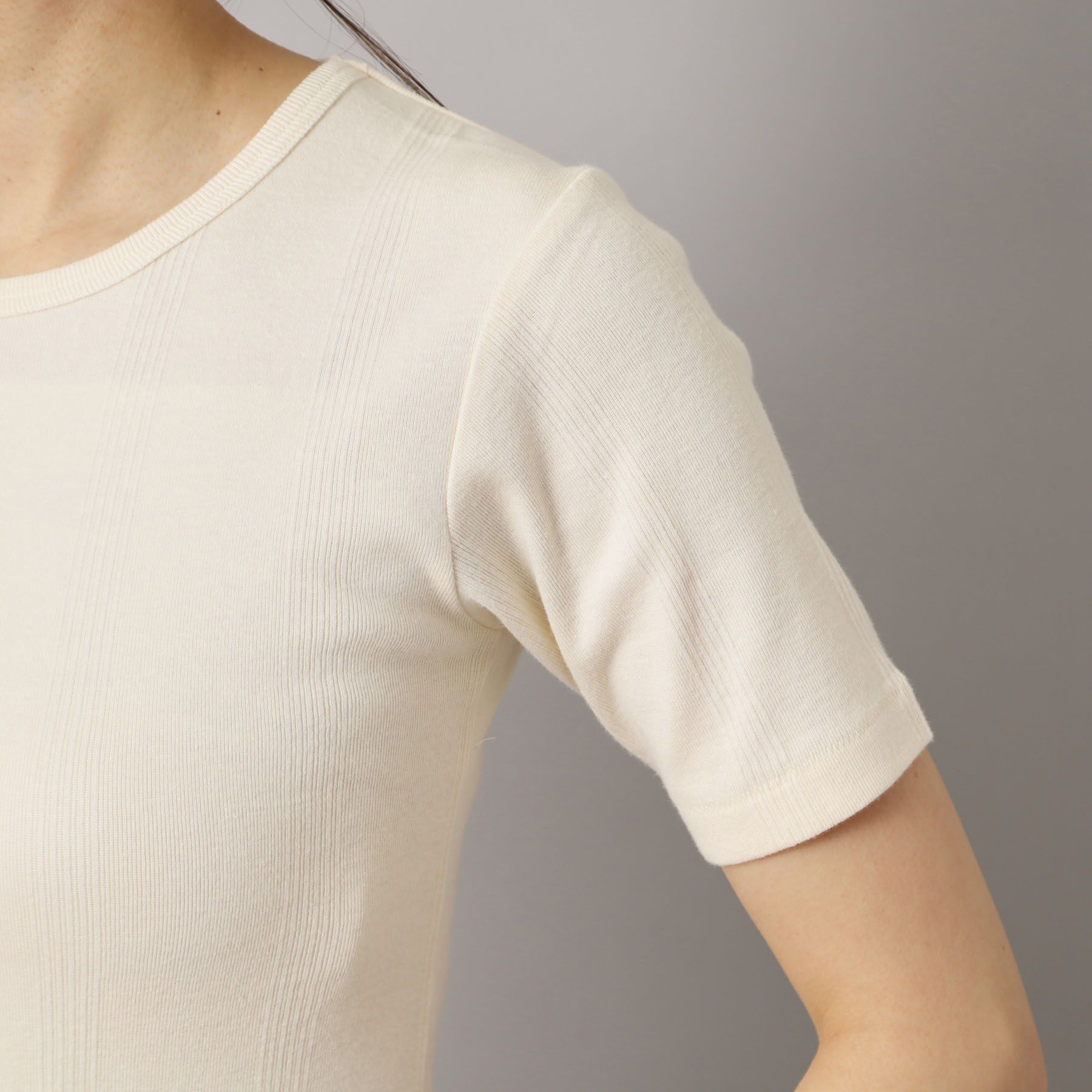 DRESSTERIOR「Robert．P．Miller（ロベルト・ピー・ミラー）パネルリブクルーネックTシャツ」|Tシャツ・カットソー|