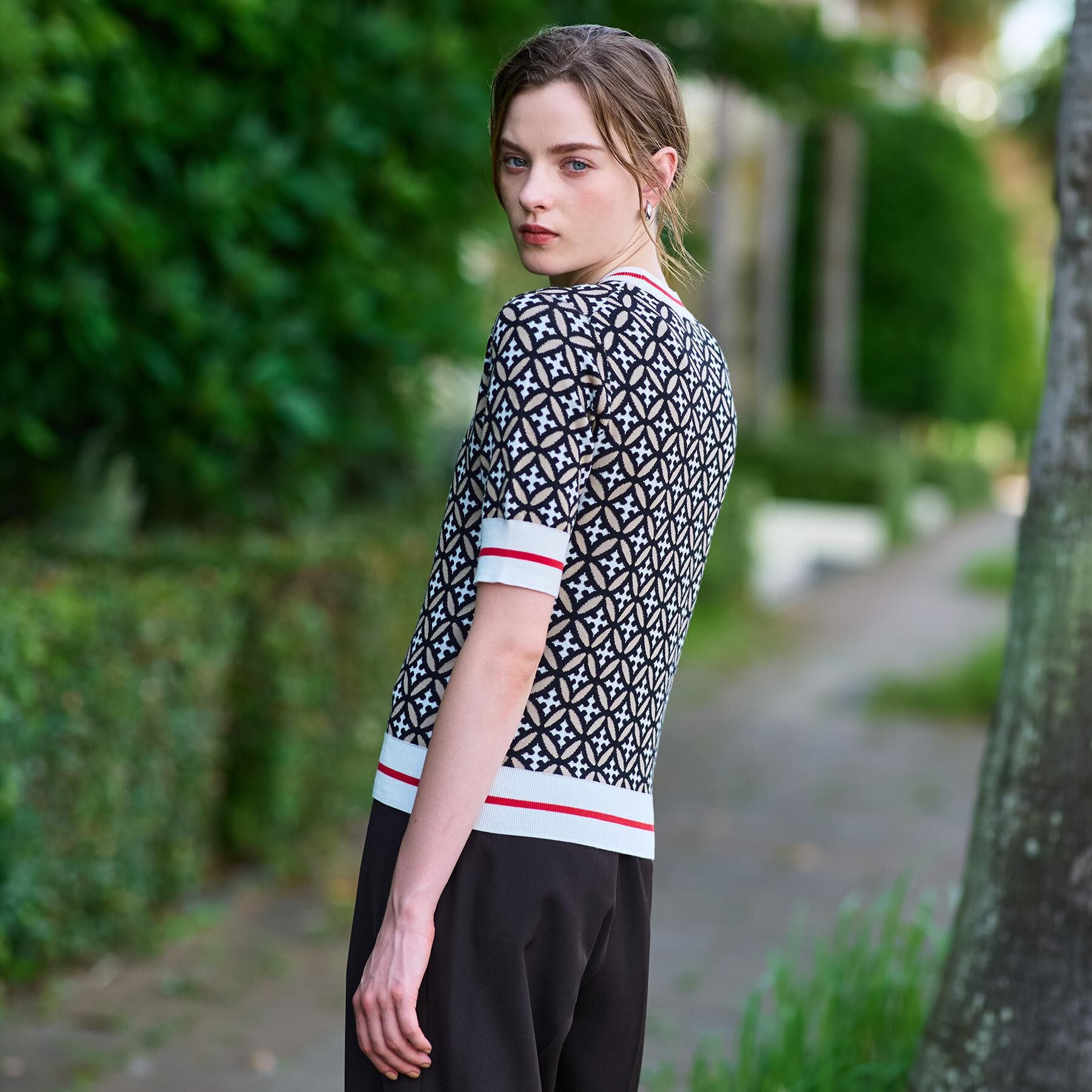 DRESSTERIOR「【コットン100％/オリジナル柄】オーバーラップサークルハーフスリーブニット」|ニット・セーター|