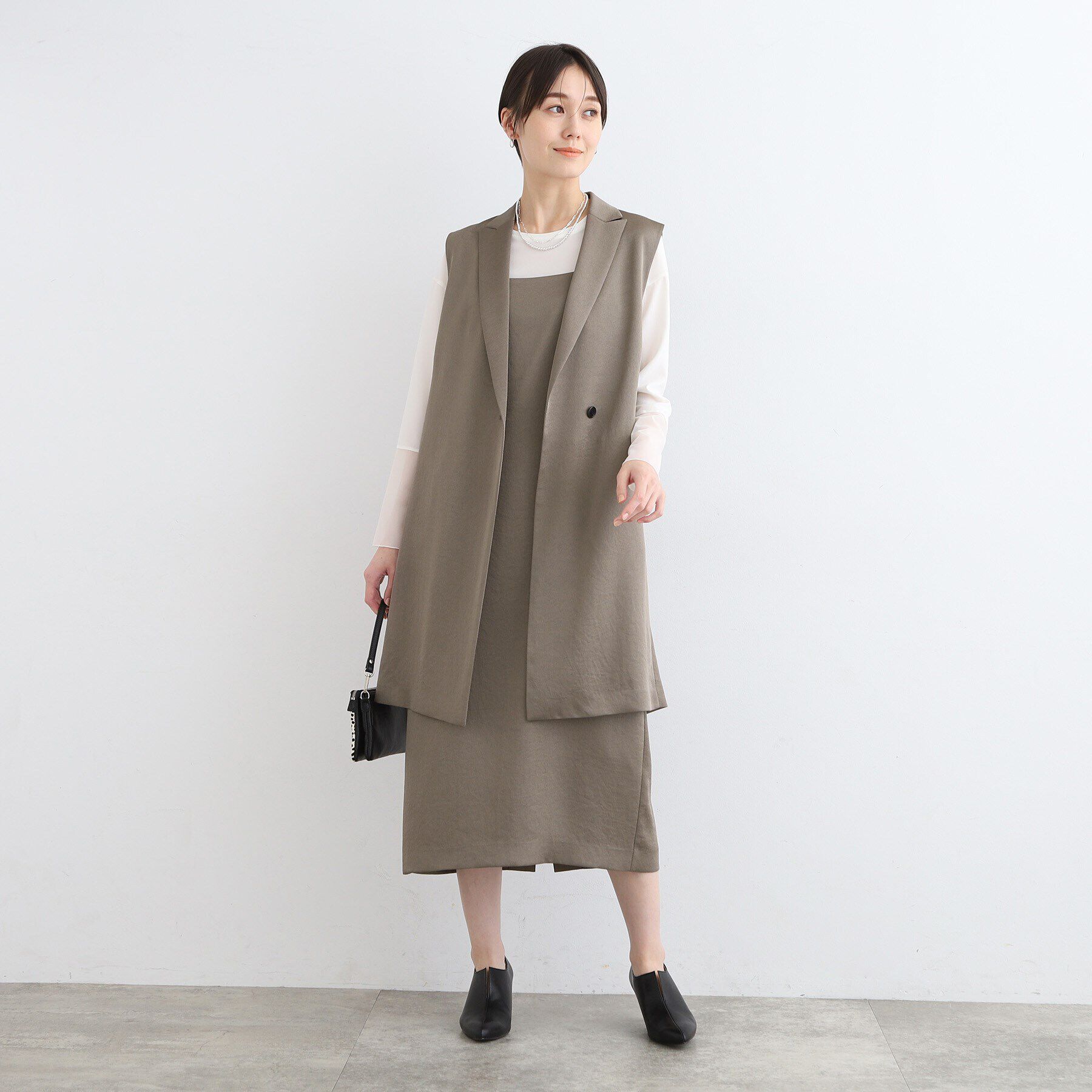 INDIVI「【こなれSETUP／洗える／サテン】キャミワンピース」|ワンピース|