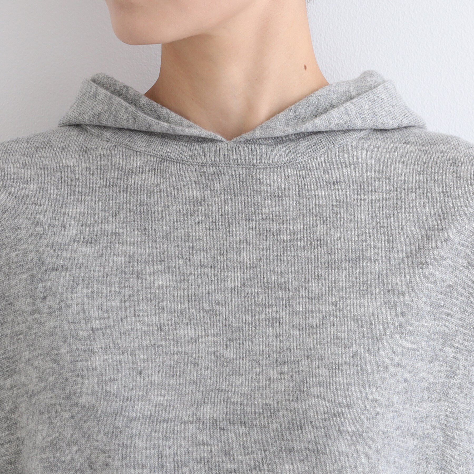 INDIVI「【カシミヤ混／洗える】フーディーニットパーカー」|ニット・セーター|