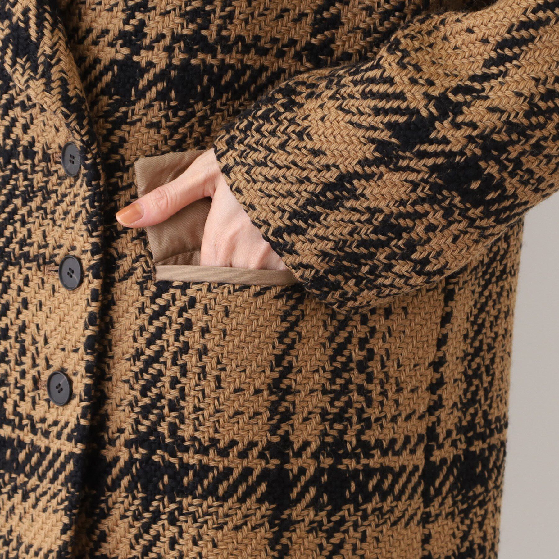 INDIVI「【日本製】ビッグチェック柄ショートコート」|チェスターコート|