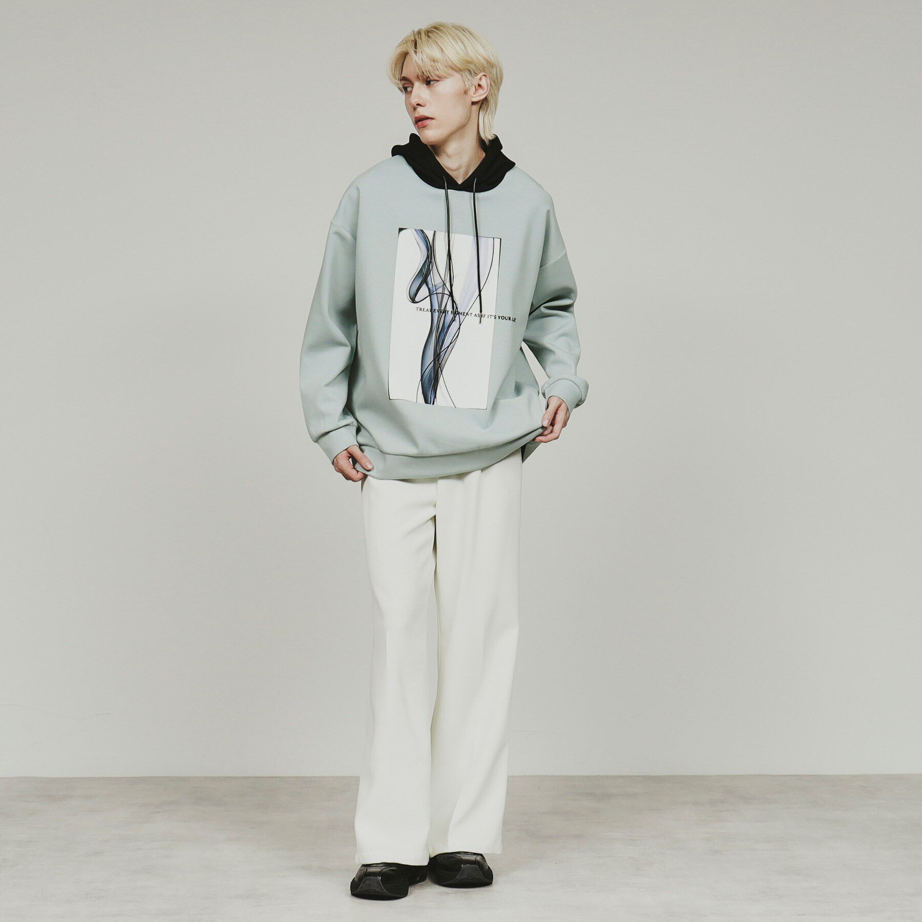 tk.TAKEO KIKUCHI「バイカラーフードスモークパーカ」|パーカー|