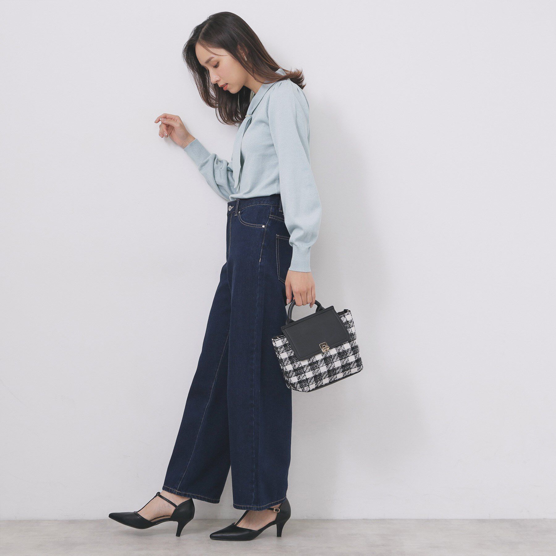 index「ゴールドパーツ付きボウタイニット【洗濯機OK】《10col/XS～LL》」|ニット・セーター|