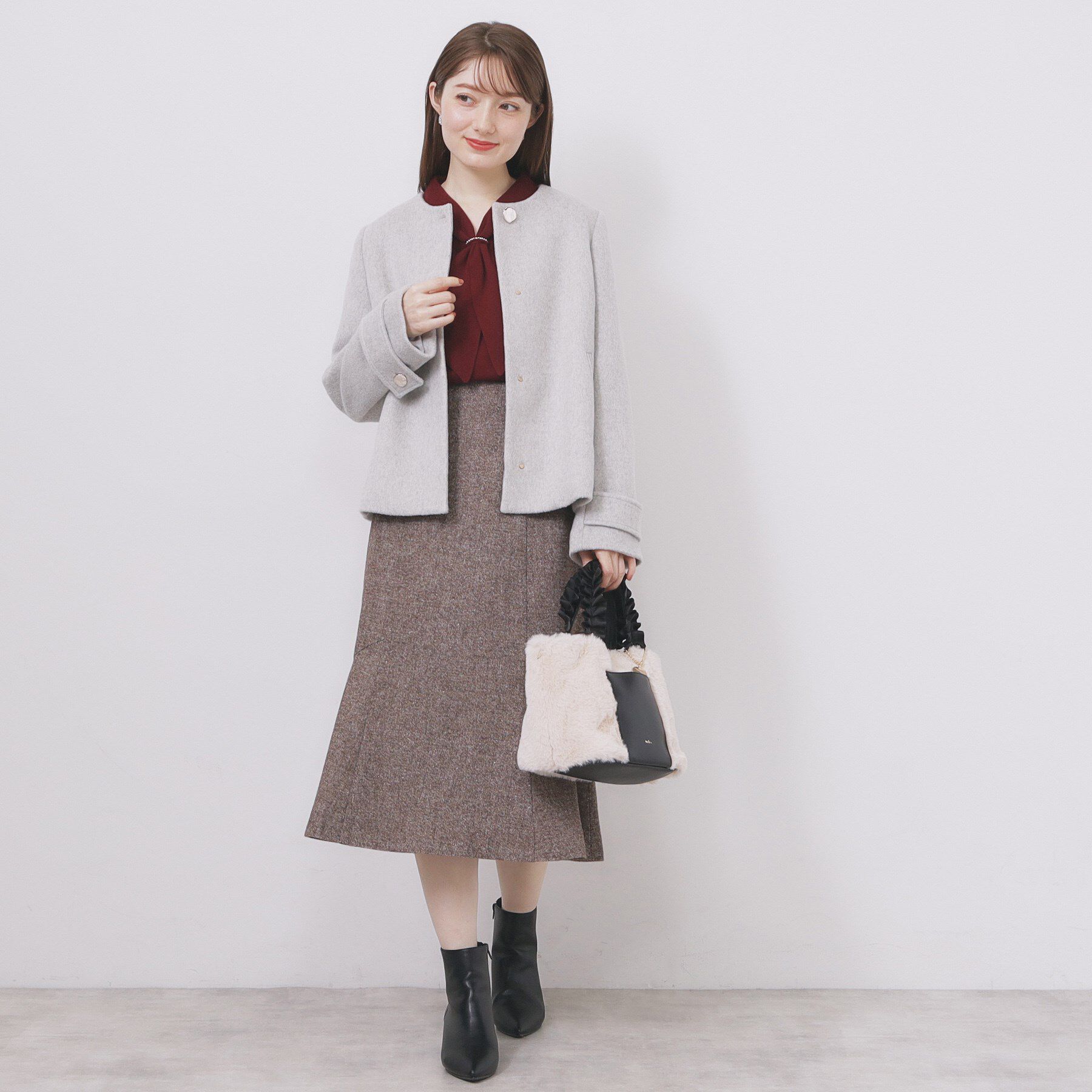 index「ゴールドパーツ付きボウタイニット【洗濯機OK】《10col/XS～LL》」|ニット・セーター|