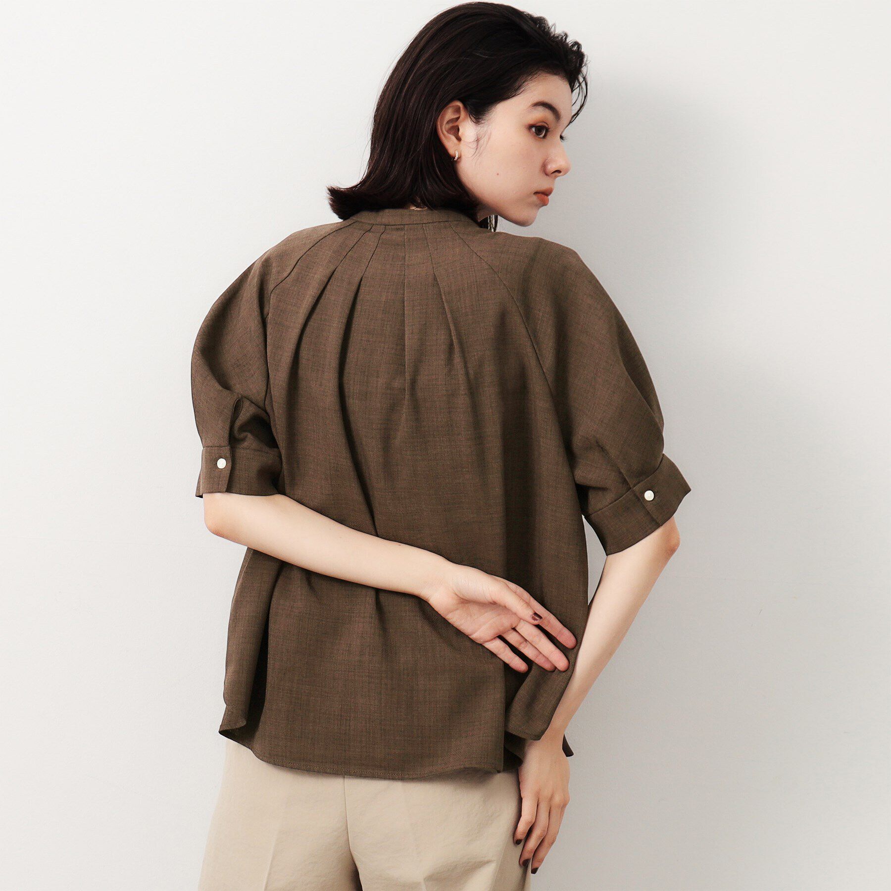 OPAQUE.CLIP「リネンライク タックデザインブラウス【洗濯機洗い可】」|シャツ・ブラウス|