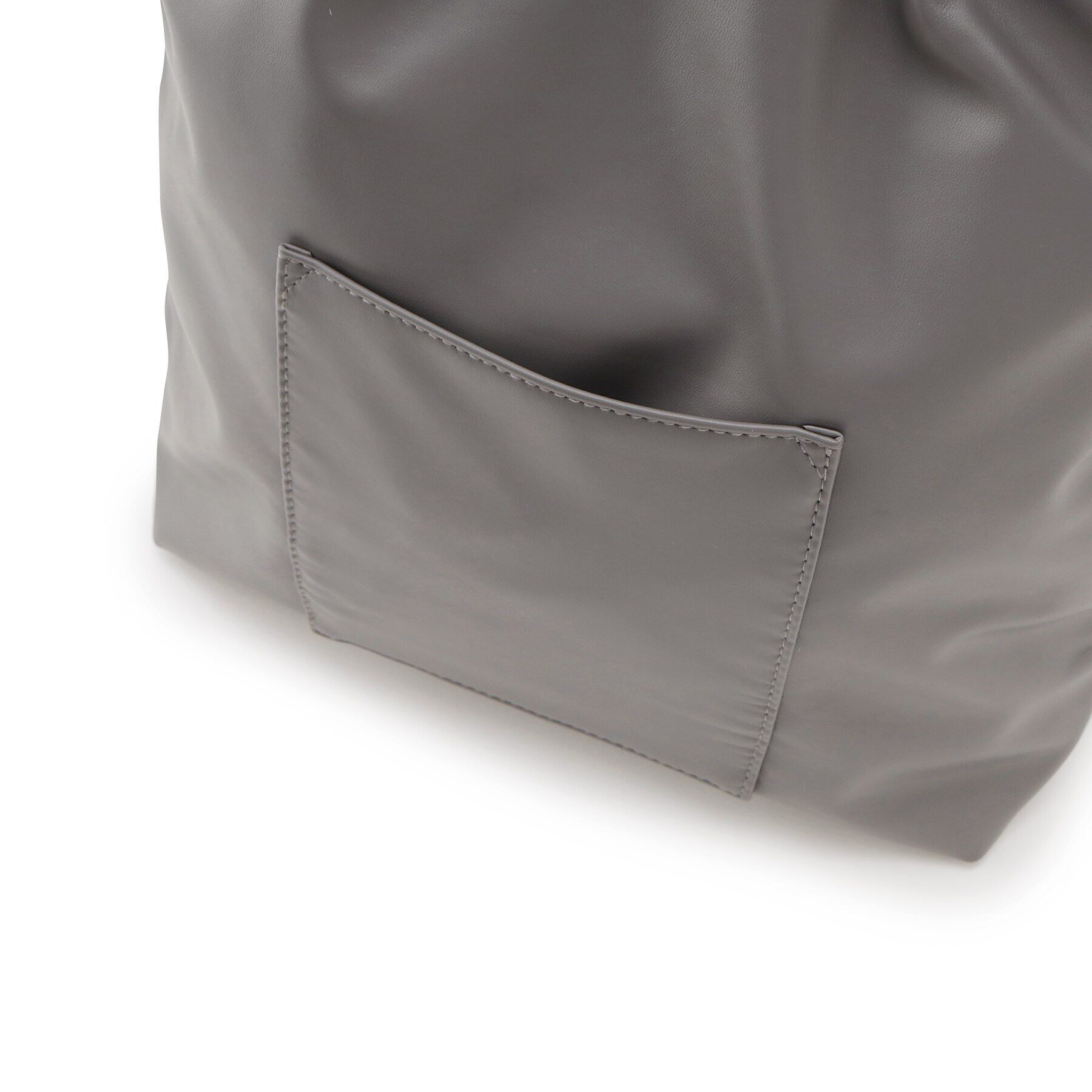 OPAQUE.CLIP「【A4サイズ対応】合皮ティアードフリルトートバッグ」|トートバッグ|