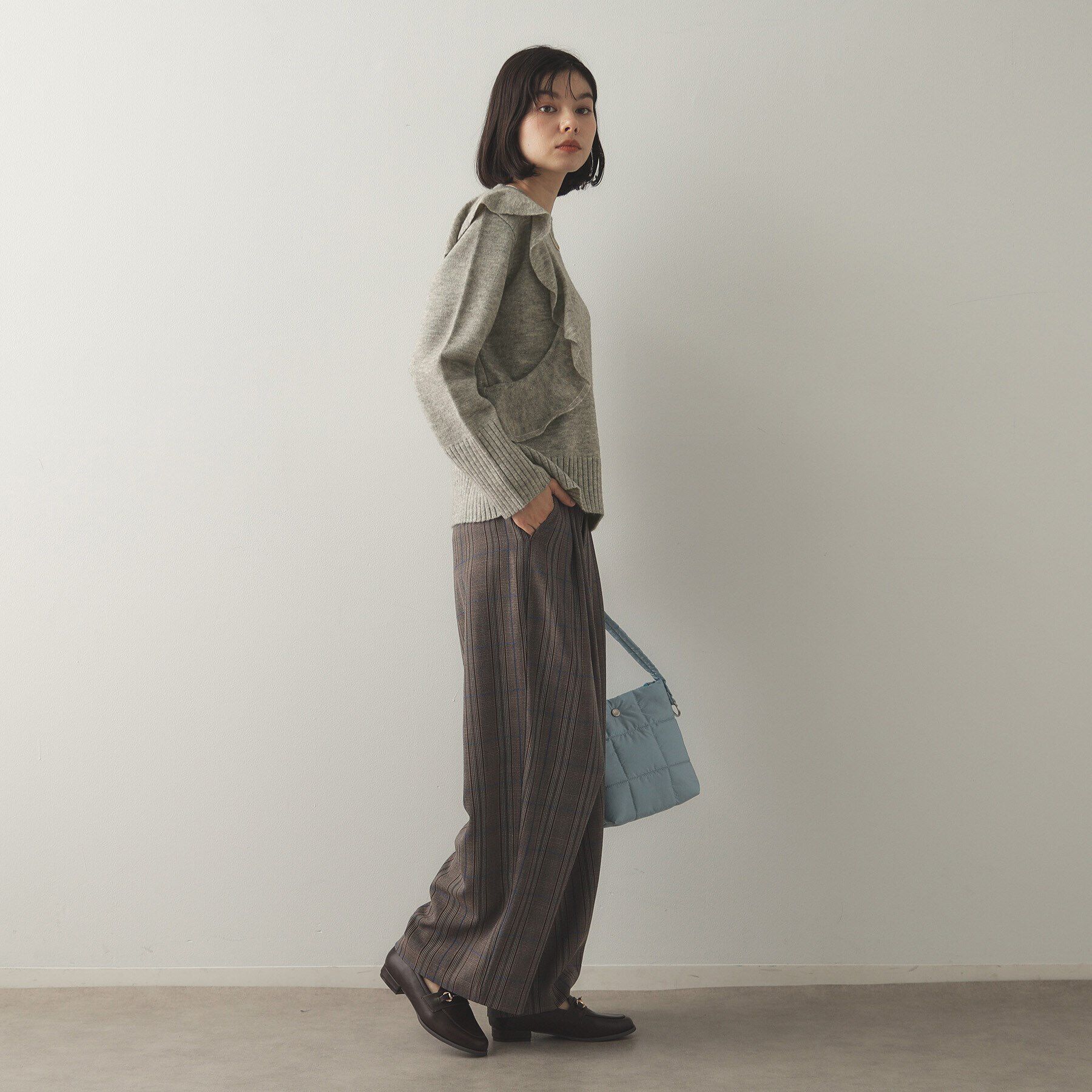 OPAQUE.CLIP「《美人百花掲載》アシメフリルミドルゲージニット【洗濯機洗い可】」|ニット・セーター|