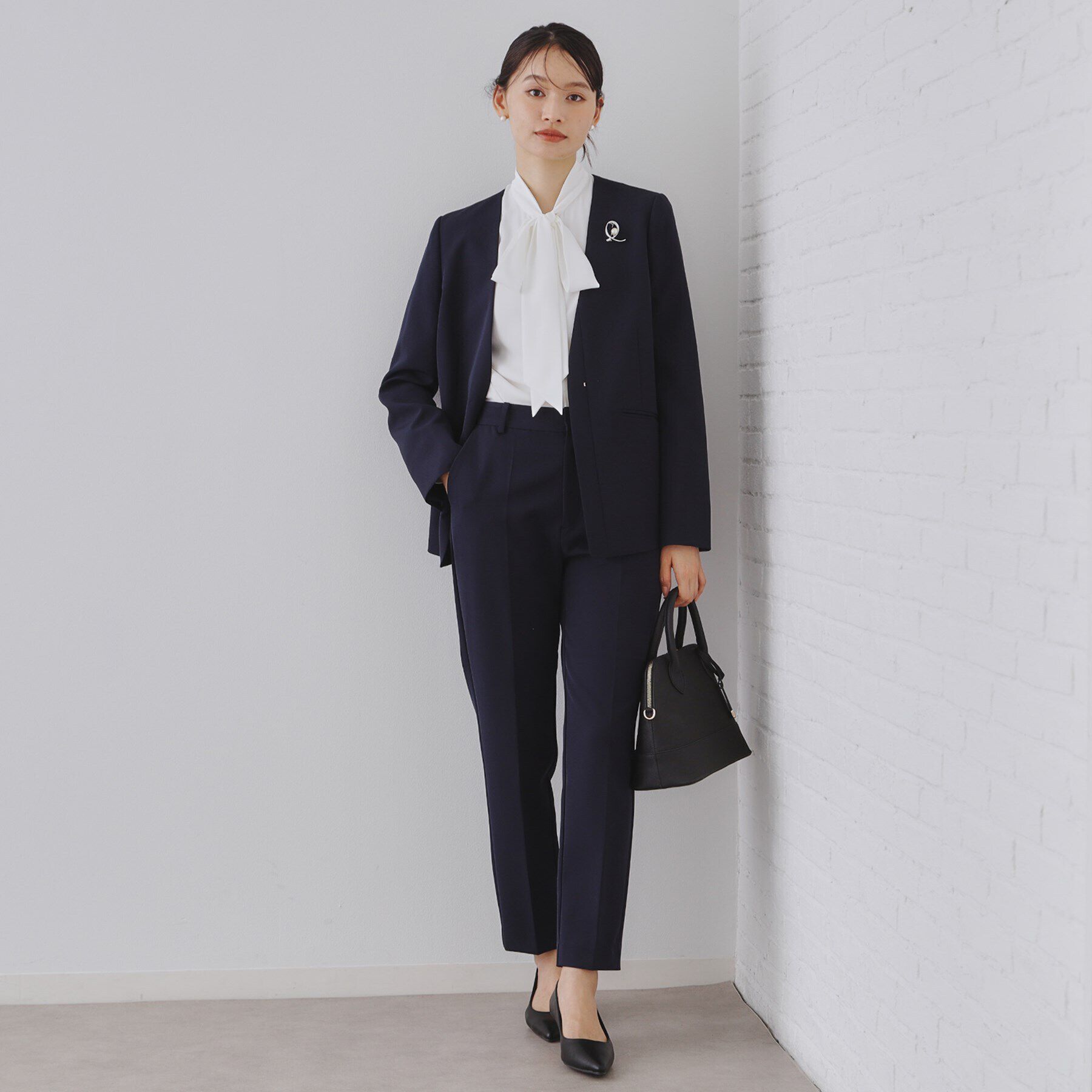 OPAQUE.CLIP「《通勤・セレモニー/セットアップ対応》Vネックジャケット/ダブルクロス【洗濯機洗い可】」|ノーカラージャケット|