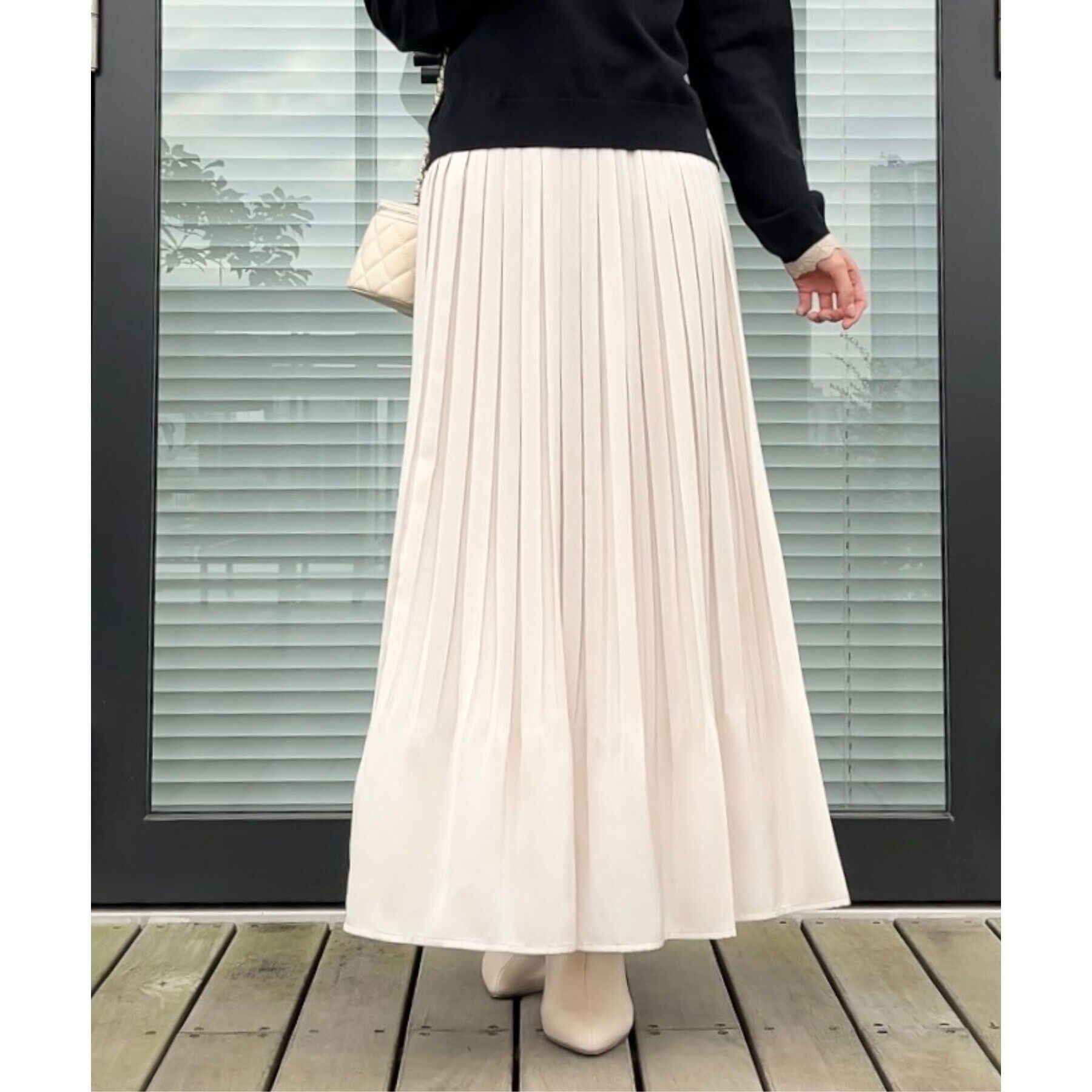 Couture broach「【軽やか・上品なツヤ感】ピーチサテンプリーツスカート」|スカート|