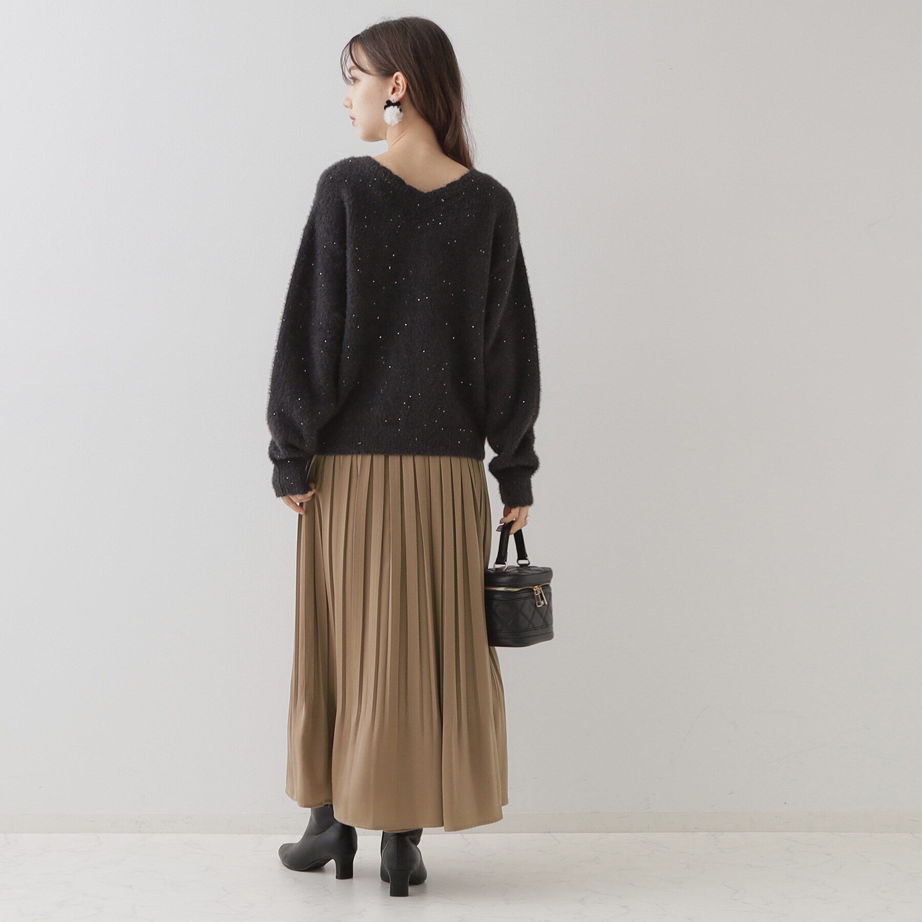 Couture broach「【軽やか・上品なツヤ感】ピーチサテンプリーツスカート」|スカート|