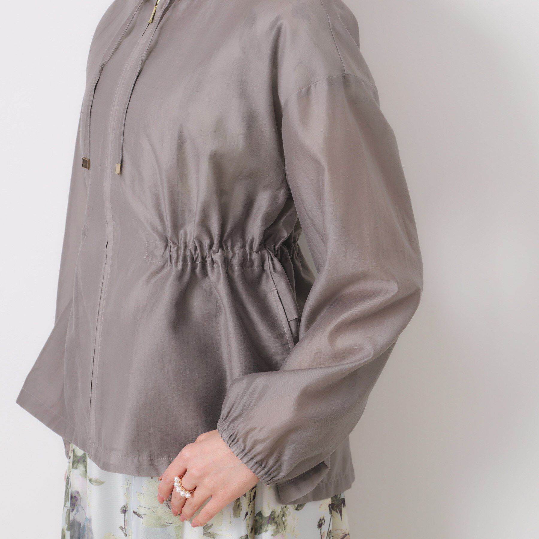 Couture broach「【オシャレな透け感・ペプラム】愛されシアーマンパ」|ブルゾン・スタジャン|