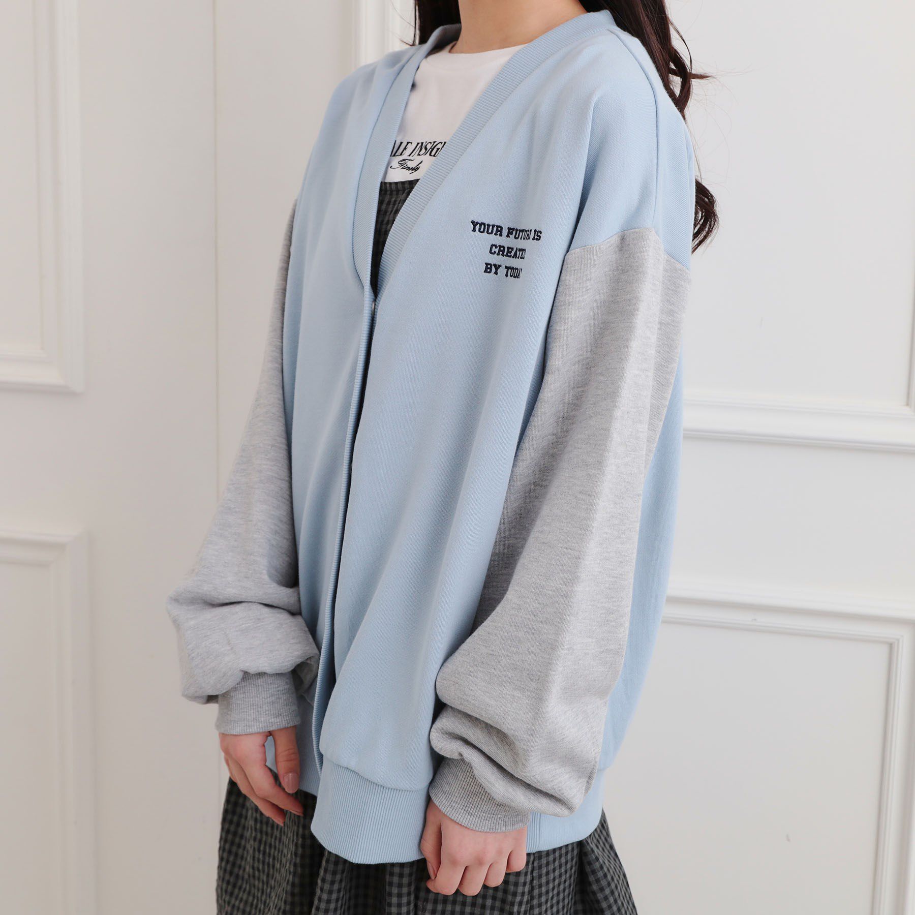 PINK-latte「バックカレッジVネックカーディガン」|カーディガン|