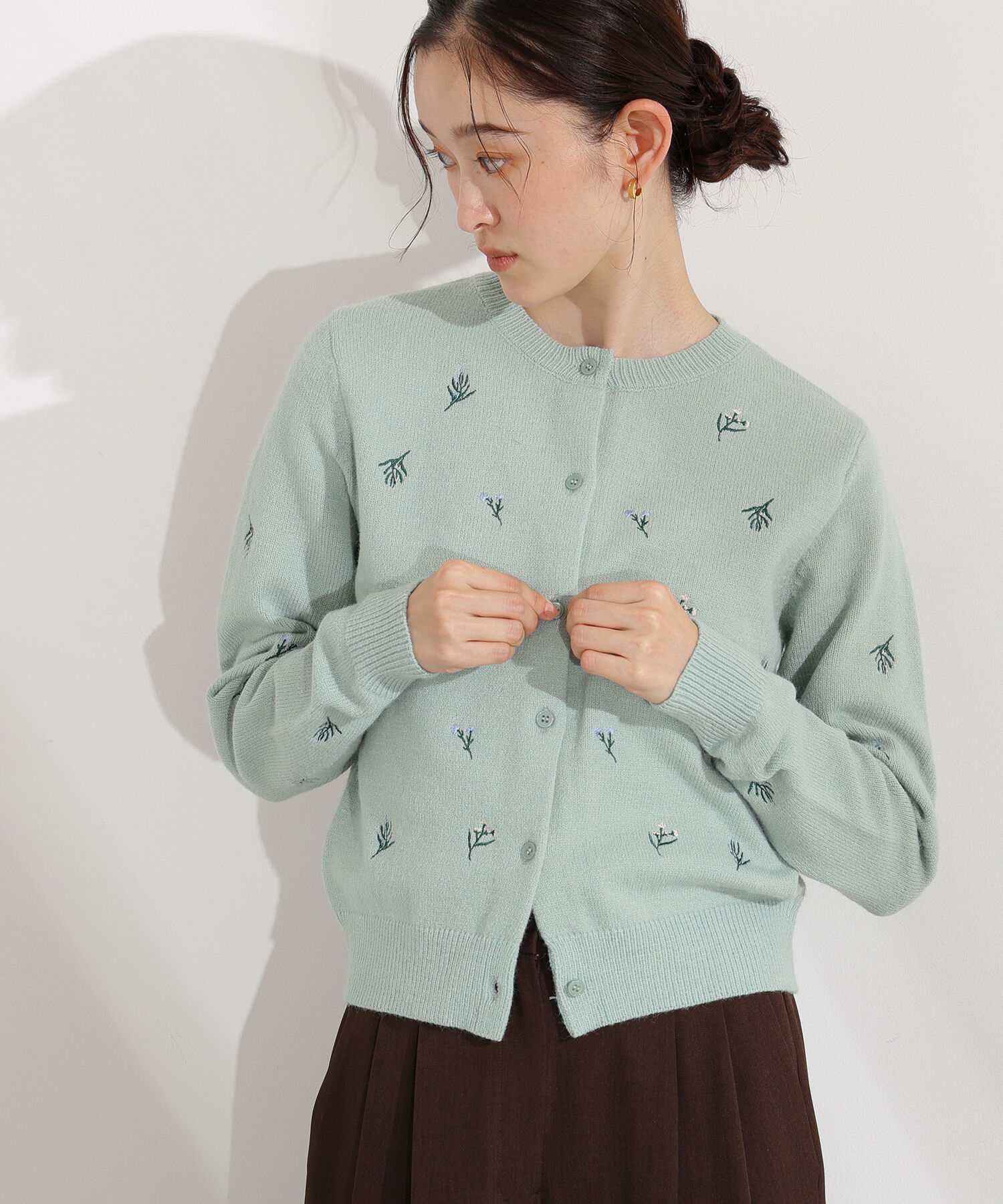  「フラワー刺繍カーディガン」|ニット・セーター|