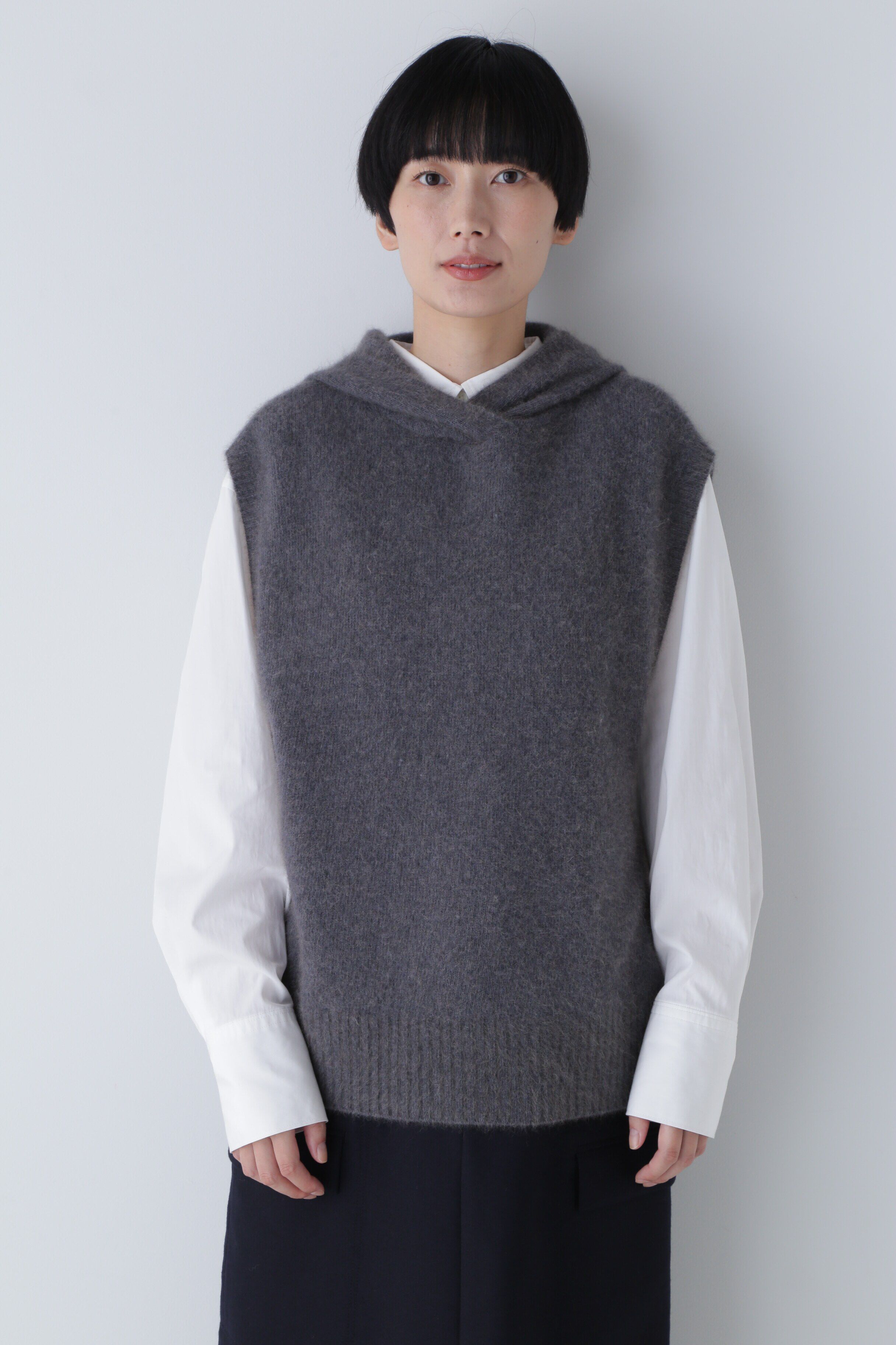  「フード付きニットベスト」|ニット・セーター|