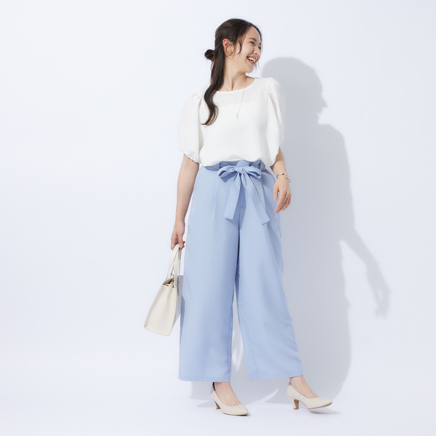 SHOO･LA･RUE「【洗える】1枚で大人可愛く ギャザー袖 しぼしぼブラウス」|シャツ・ブラウス|