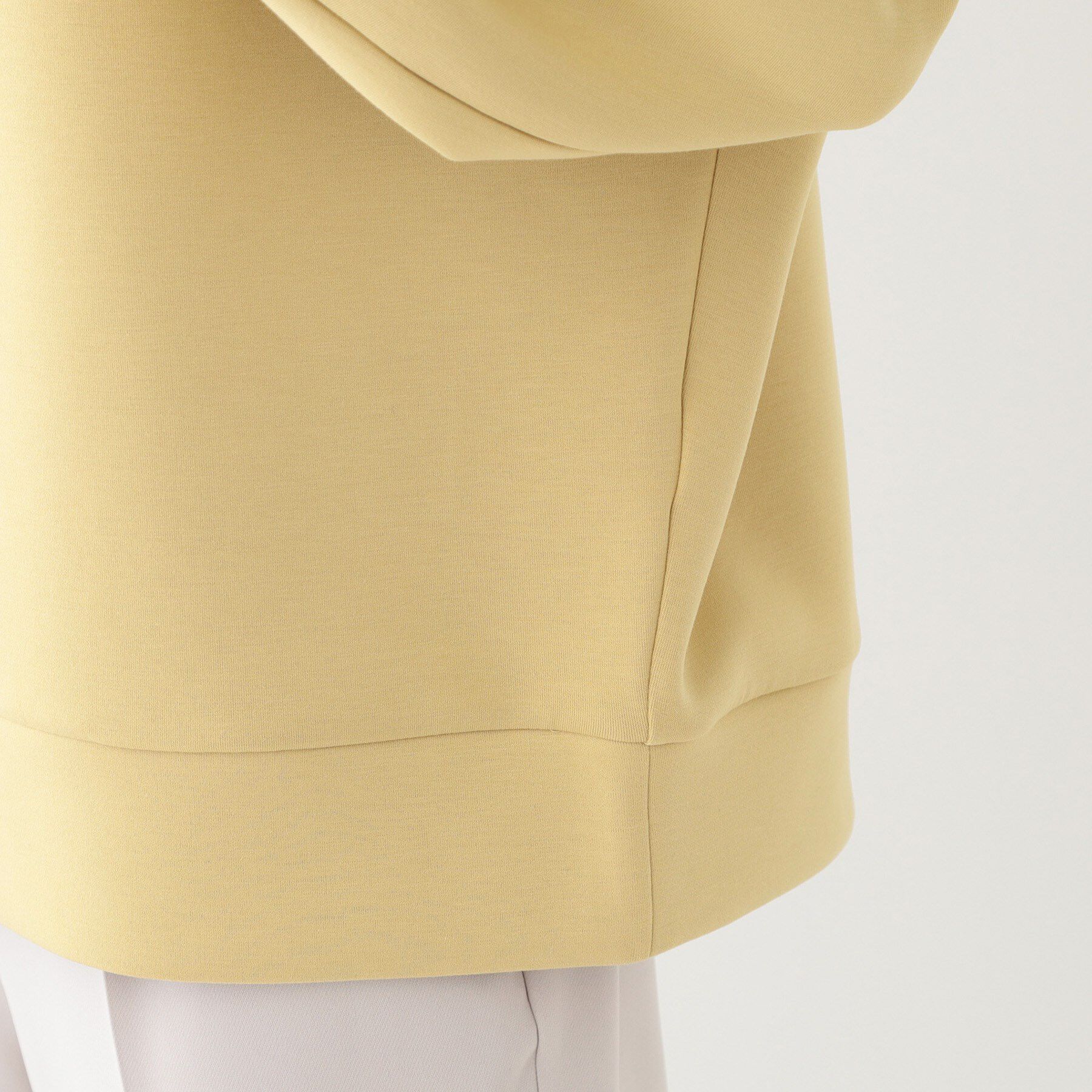 SHOO･LA･RUE「【S-LL】なめらかタッチ もちさら抜け襟トップス」|Tシャツ・カットソー|