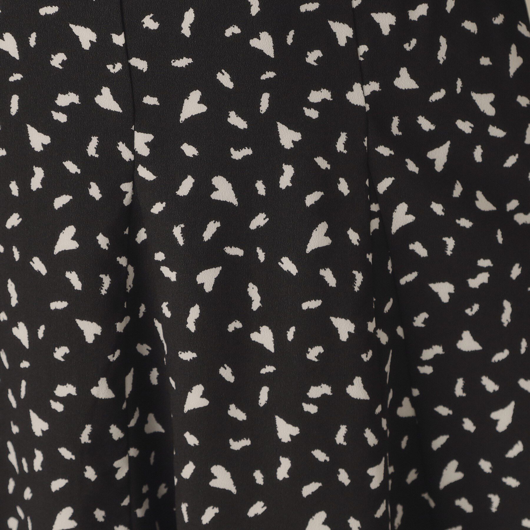 ITS&rsquo;DEMO「【手洗い可／セットアップ可／ウエストゴム】ハートプリントスカート」|スカート|