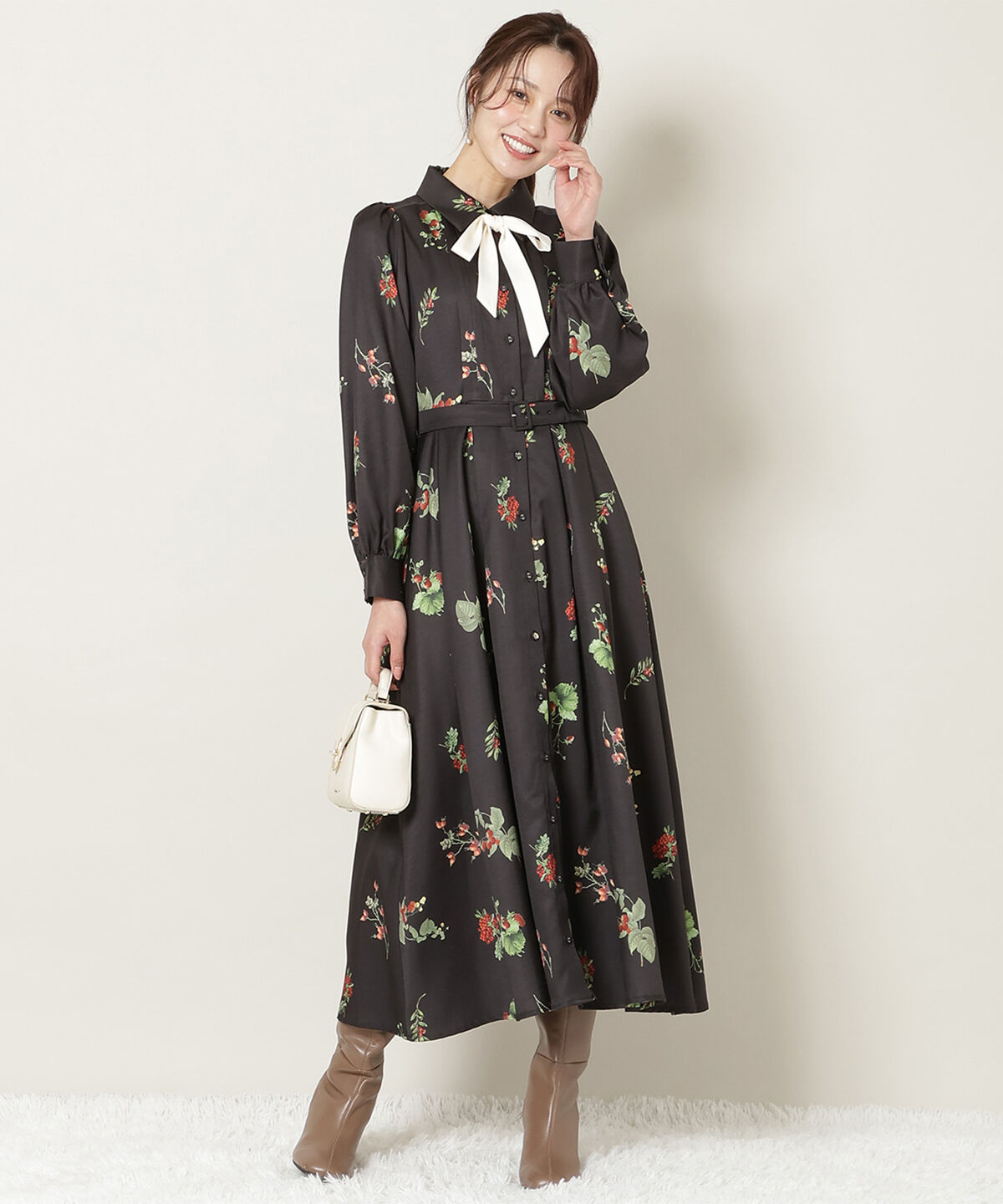 WILLSELECTION「ウィンターボタニカルリボンタイワンピース」|ワンピース|