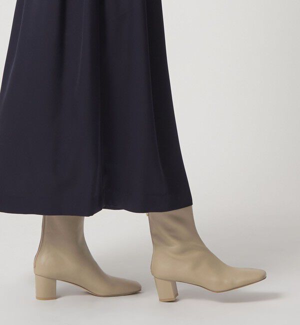 ODETTE E ODILE「スクエアセンターシーム ショートブーツ55&uarr;」|ショートブーツ|