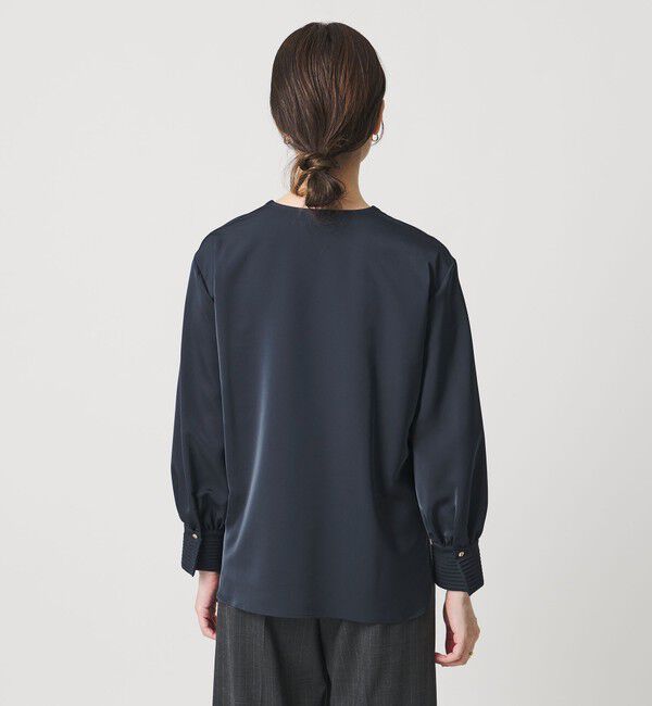 UNITED ARROWS「サテン Vネック ブラウス ‐ウォッシャブル‐」|シャツ・ブラウス|