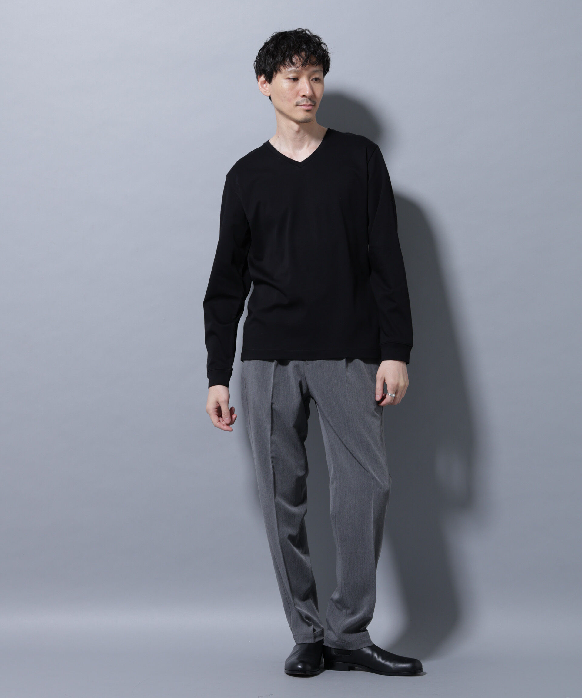 nano･universe「アンチスメルVネックTシャツ 長袖」|Tシャツ・カットソー|