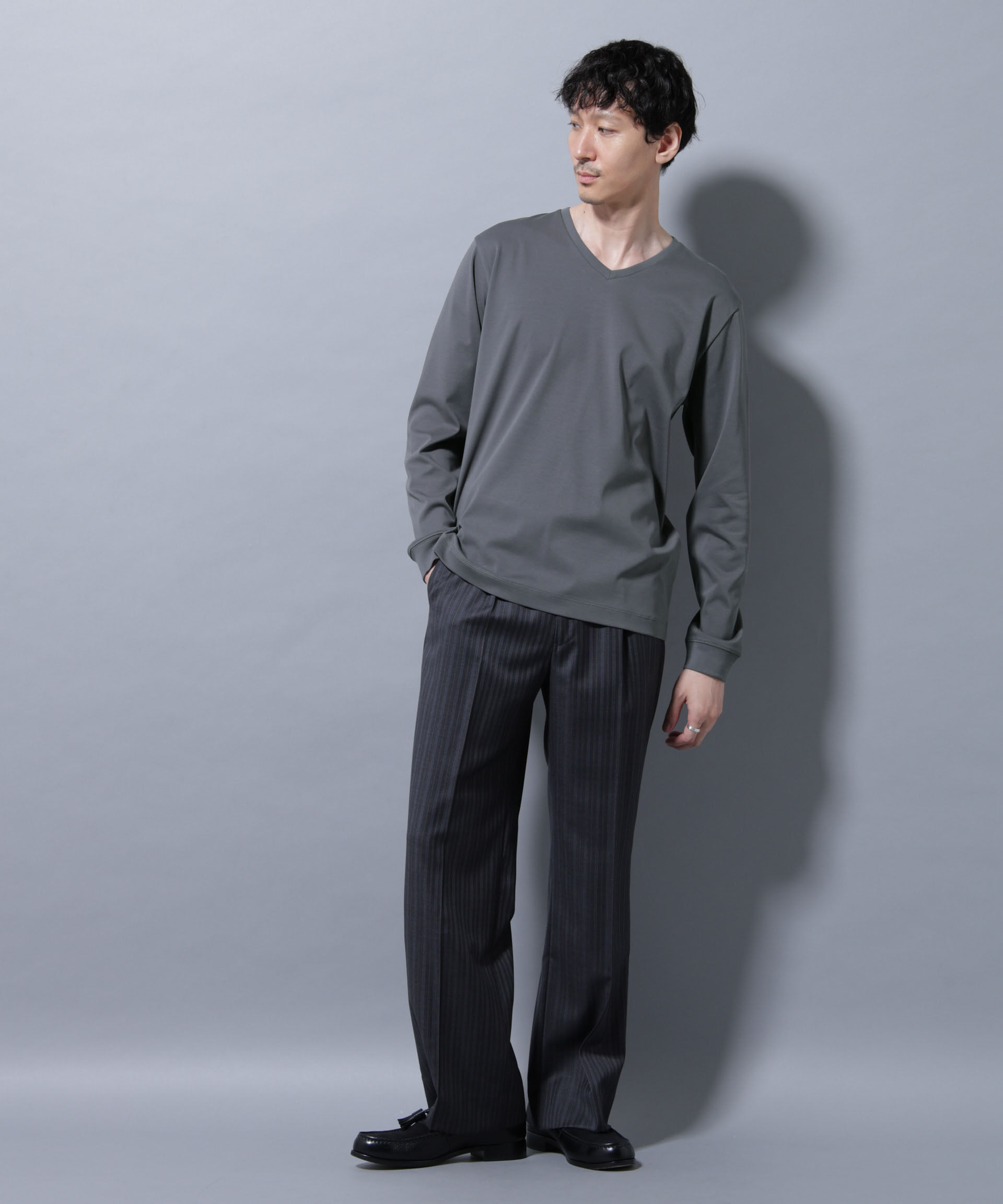 nano･universe「アンチスメルVネックTシャツ 長袖」|Tシャツ・カットソー|