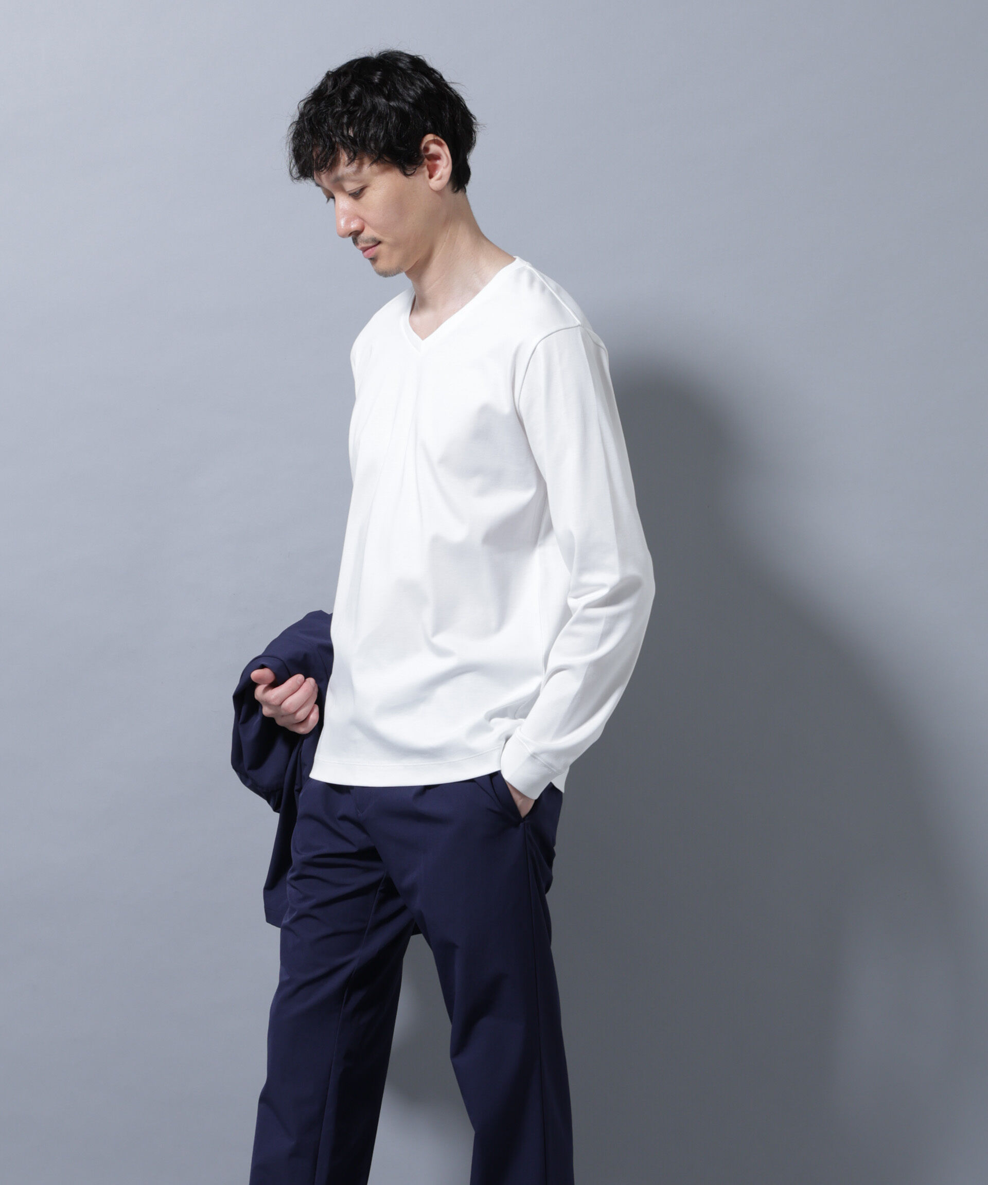 nano･universe「アンチスメルVネックTシャツ 長袖」|Tシャツ・カットソー|