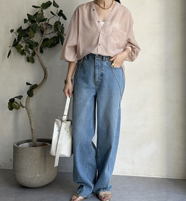  「【新色追加】GOLDボタンVVシャツ」|シャツ・ブラウス|