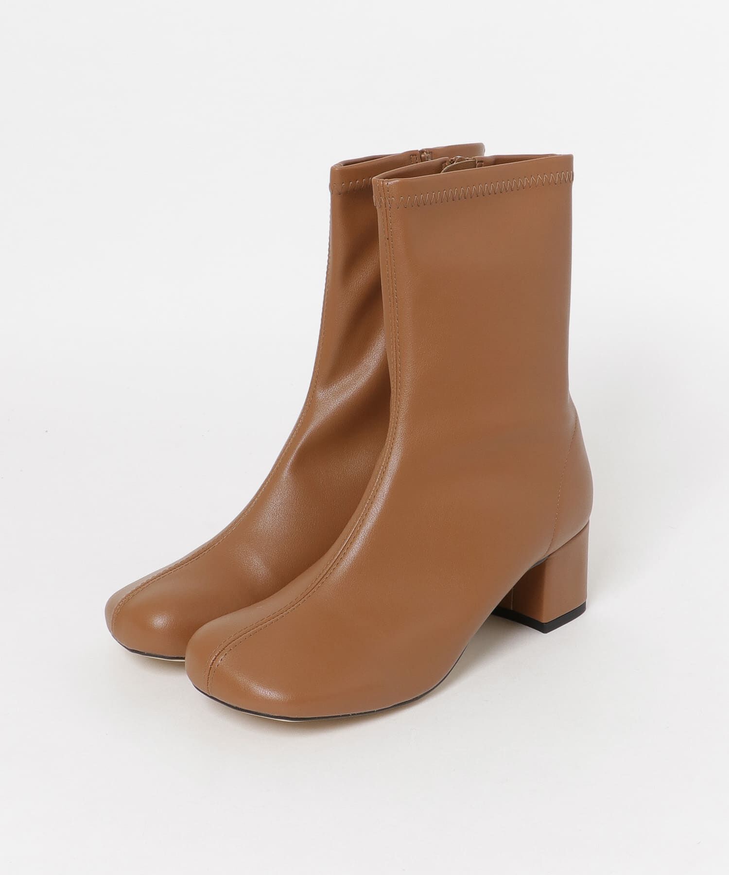 URBAN RESEARCH「MILLIWM　OBLIQUE CENTERSEAM BOOTS」|ショートブーツ|