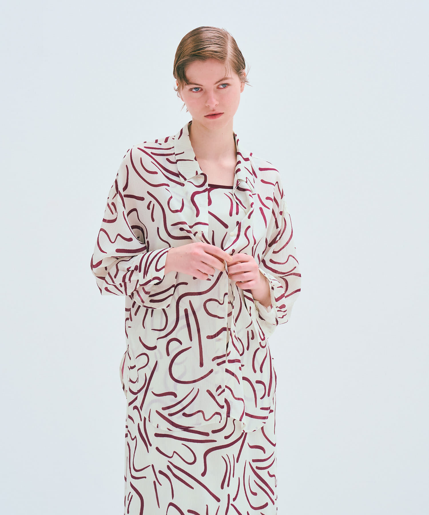 URBAN RESEARCH「『イージーケア』ドローイングアートプリントシャツ」|シャツ・ブラウス|レッド