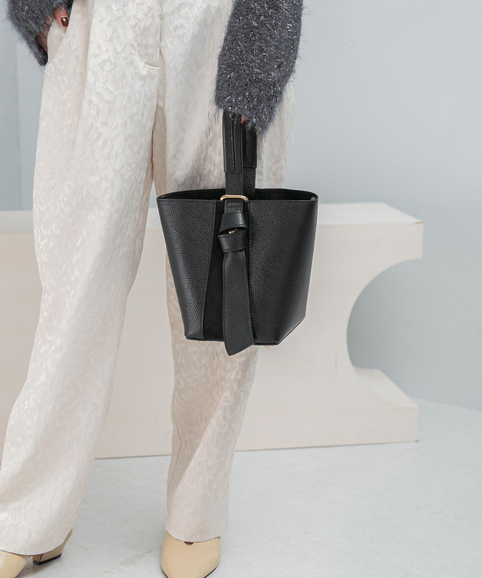 URBAN RESEARCH ROSSO「AULENTTI　BAG」|ハンドバッグ|ブラック