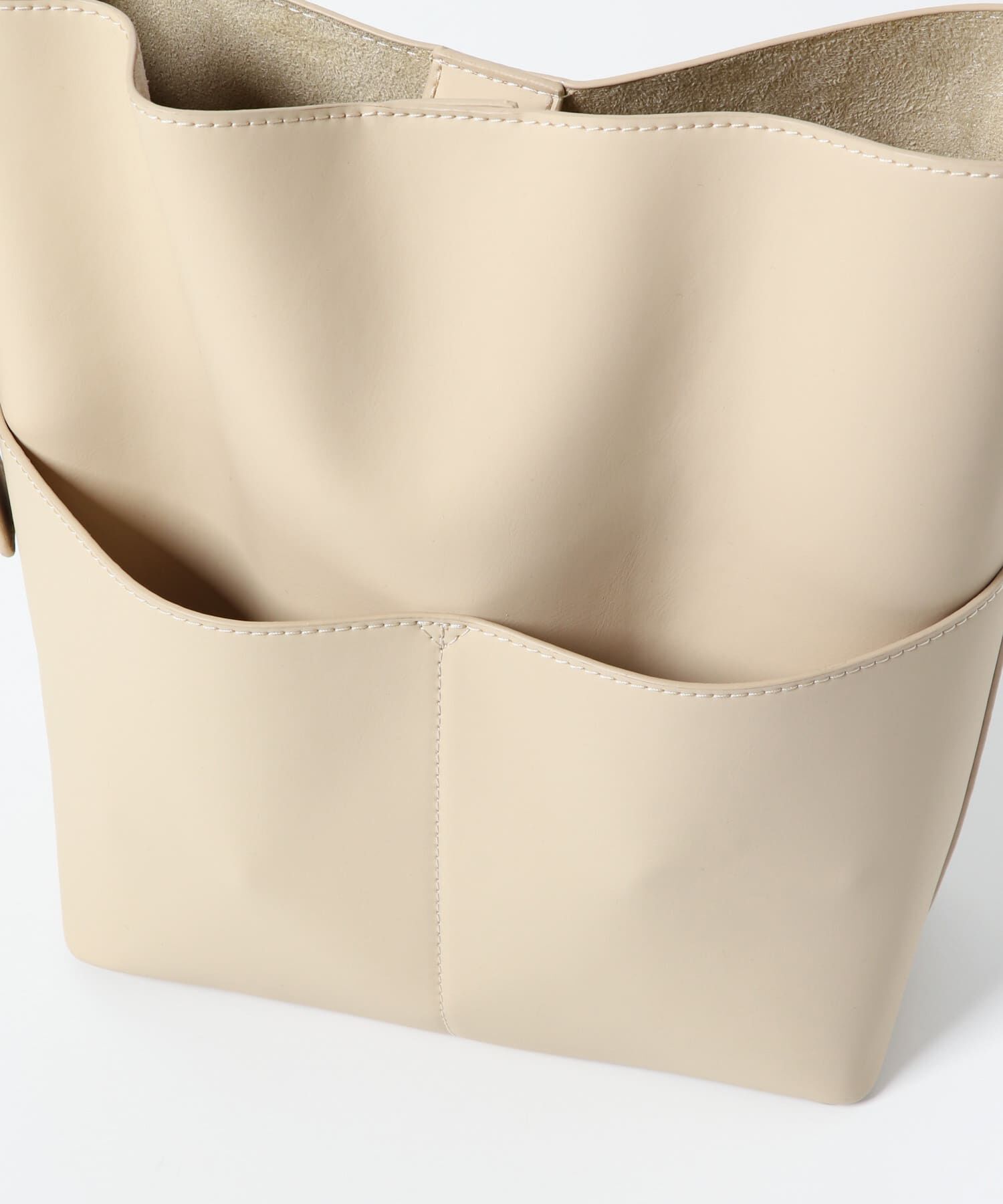 SENSE OF PLACE by URBAN RESEARCH「『防汚』アウトポケットショルダーバッグ」|ショルダー・メッセンジャー|