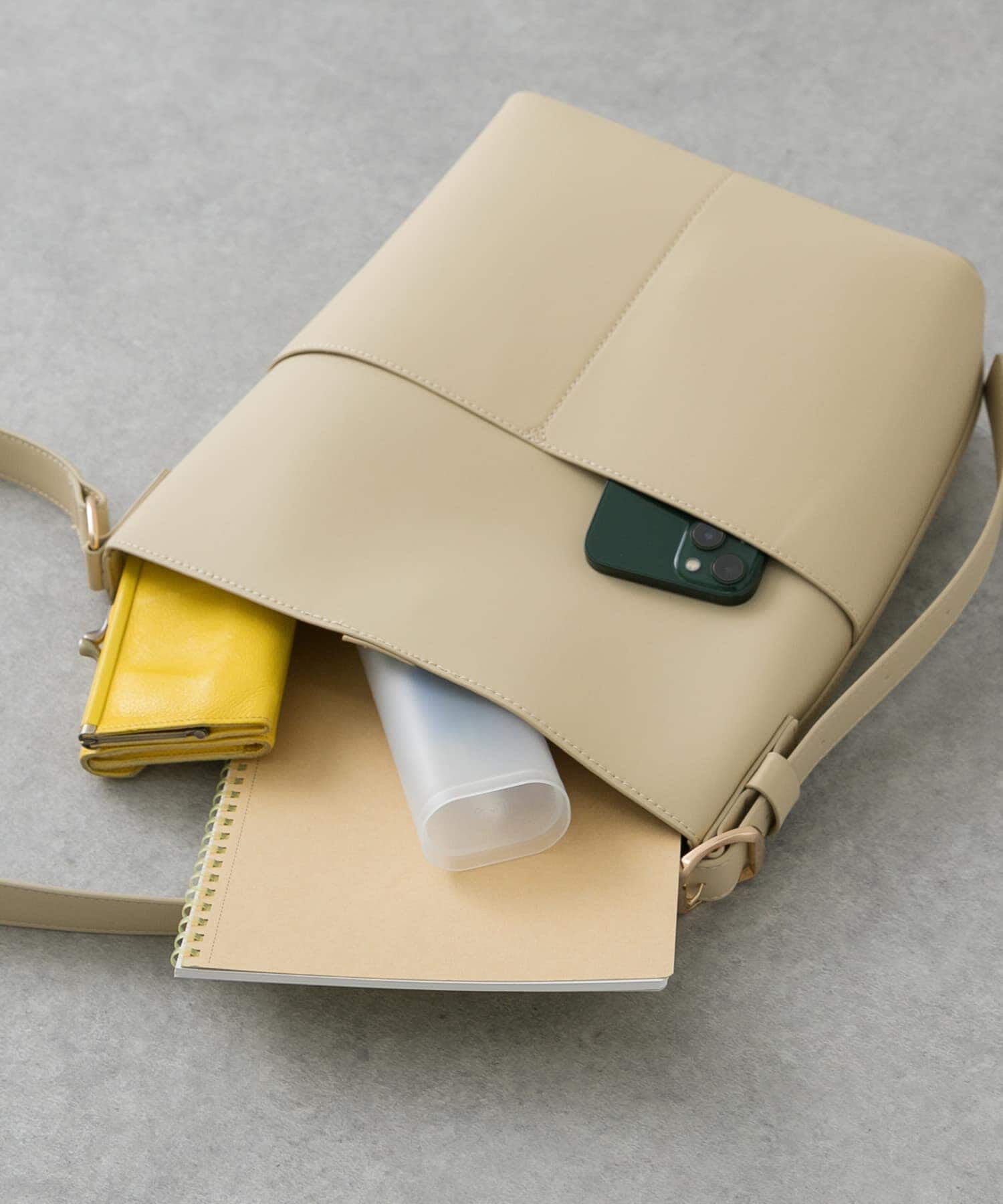 SENSE OF PLACE by URBAN RESEARCH「『防汚』アウトポケットショルダーバッグ」|ショルダー・メッセンジャー|