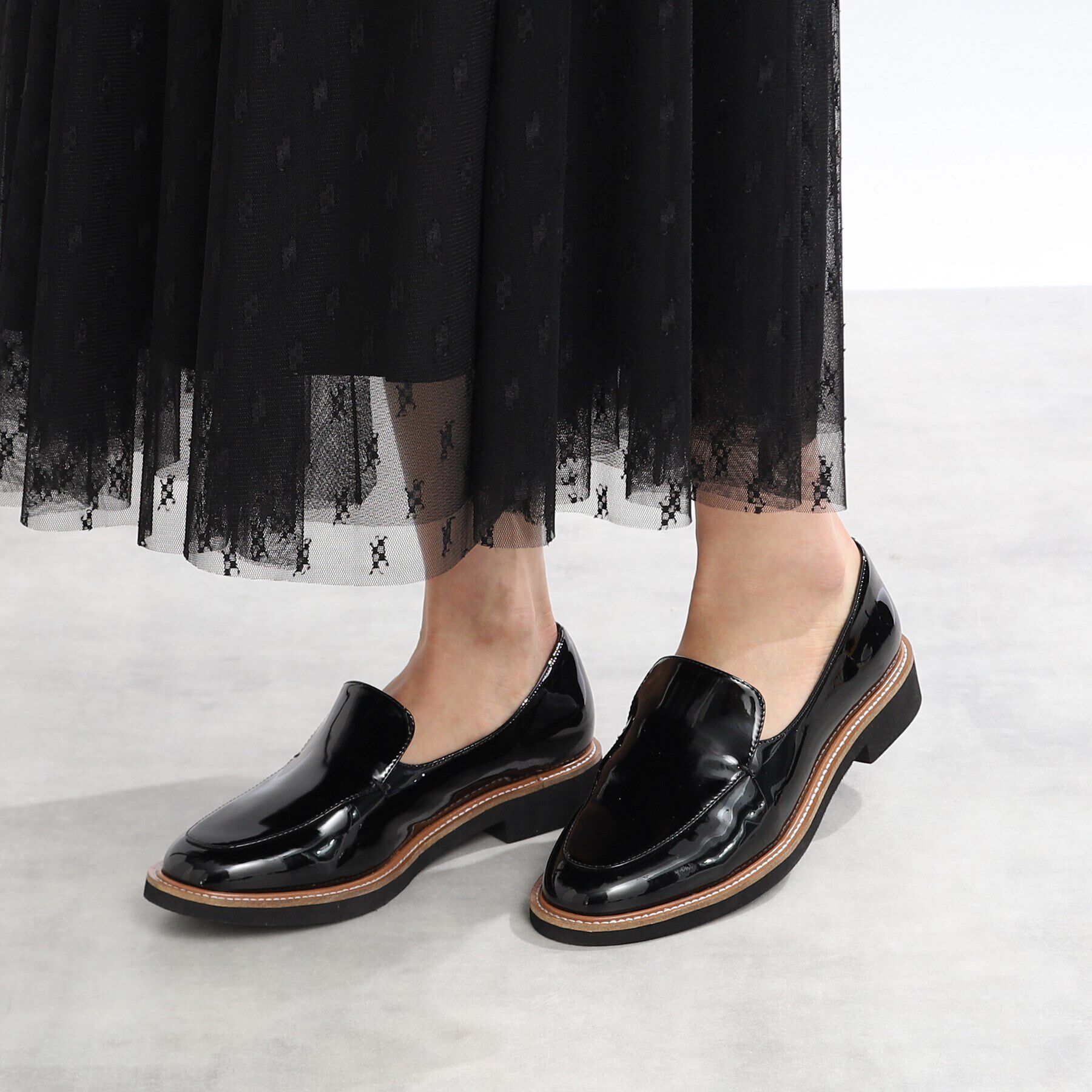 Reflect「【足元すっきり／トレンドアイテム】エナメルローファー」|その他|