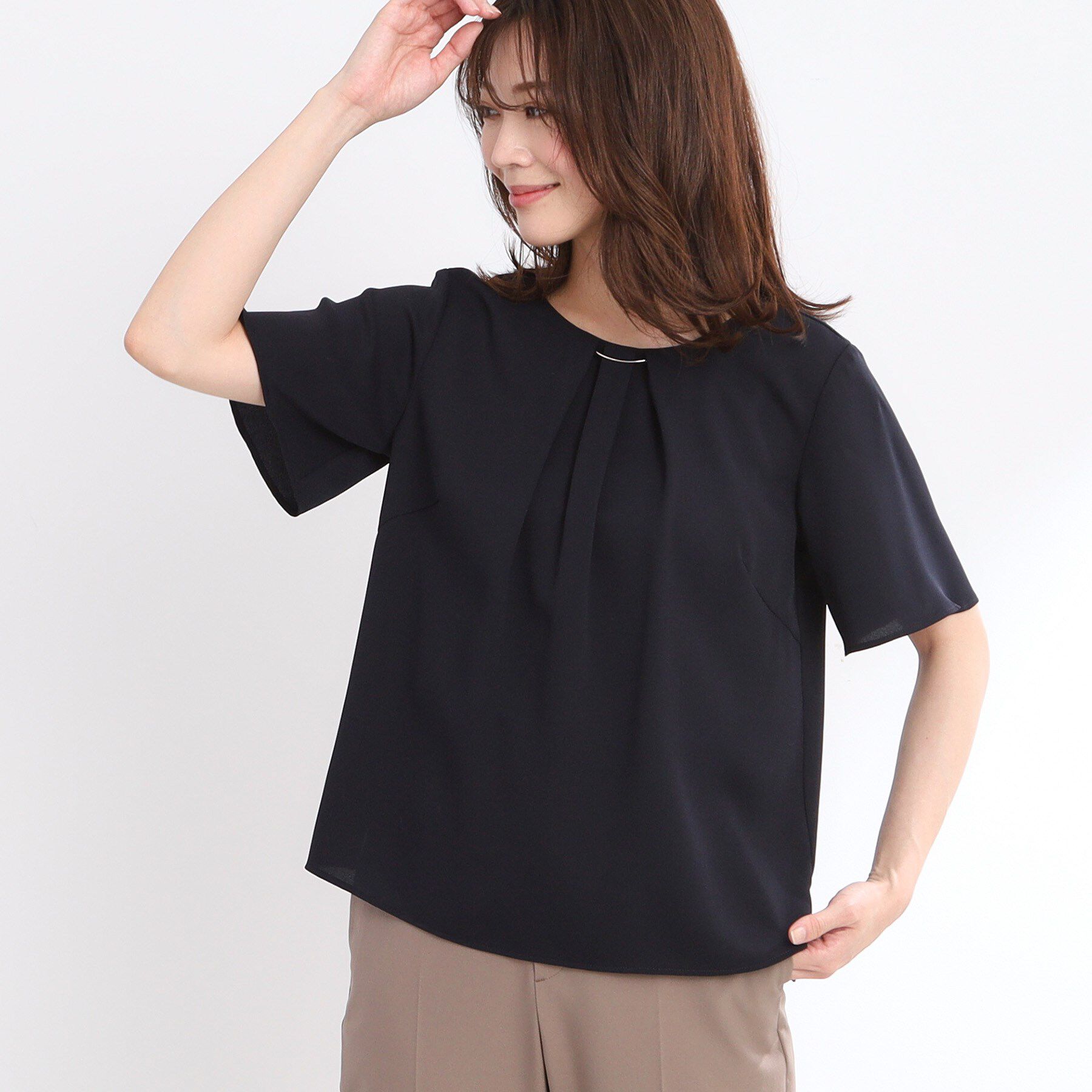 Reflect「【洗える】タックディティールブラウス」|シャツ・ブラウス|